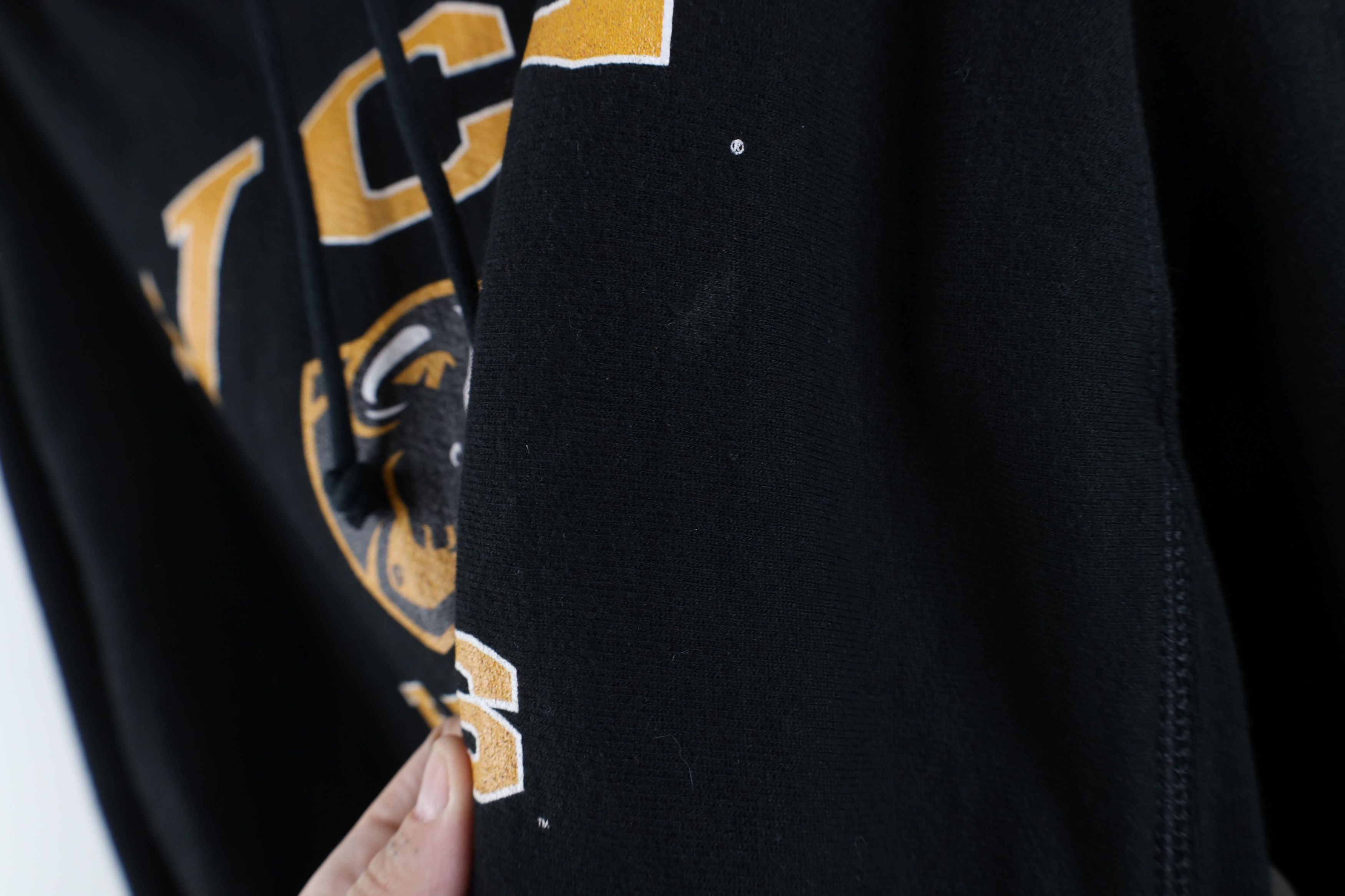 Champion × Vintage Champion Reverse Weave University VCU Rams Hoodie Size US M / EU 48-50 / 2 - 5 Thumbnail
