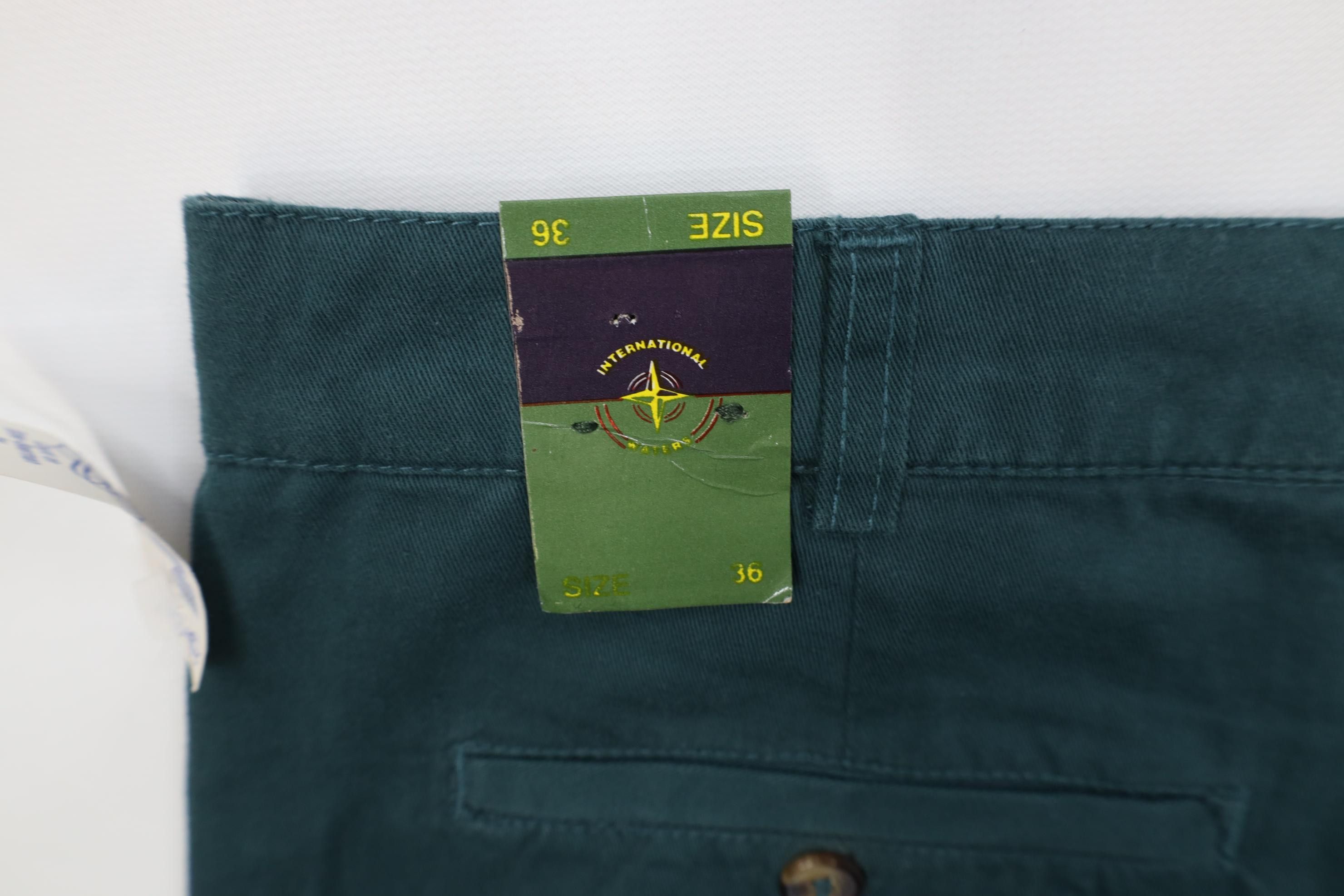 Vintage Deadstock Vintage 90s Streetwear Chino Golf Shorts Cotton Size US 36 / EU 52 - 14 Thumbnail