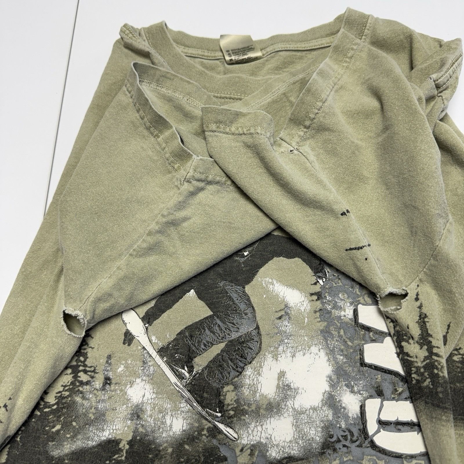 Vintage Vintage Powder Mountain Snowboard T Shirt Mens Large Brown Size US L / EU 52-54 / 3 - 4 Thumbnail