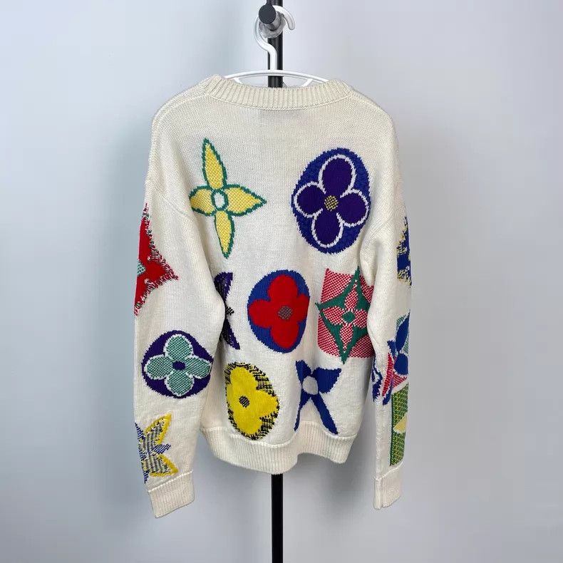 Louis Vuitton Louis Vuitton Large tricolor flower round neck long-sleeve Size US S / EU 44-46 / 1 - 2 Thumbnail