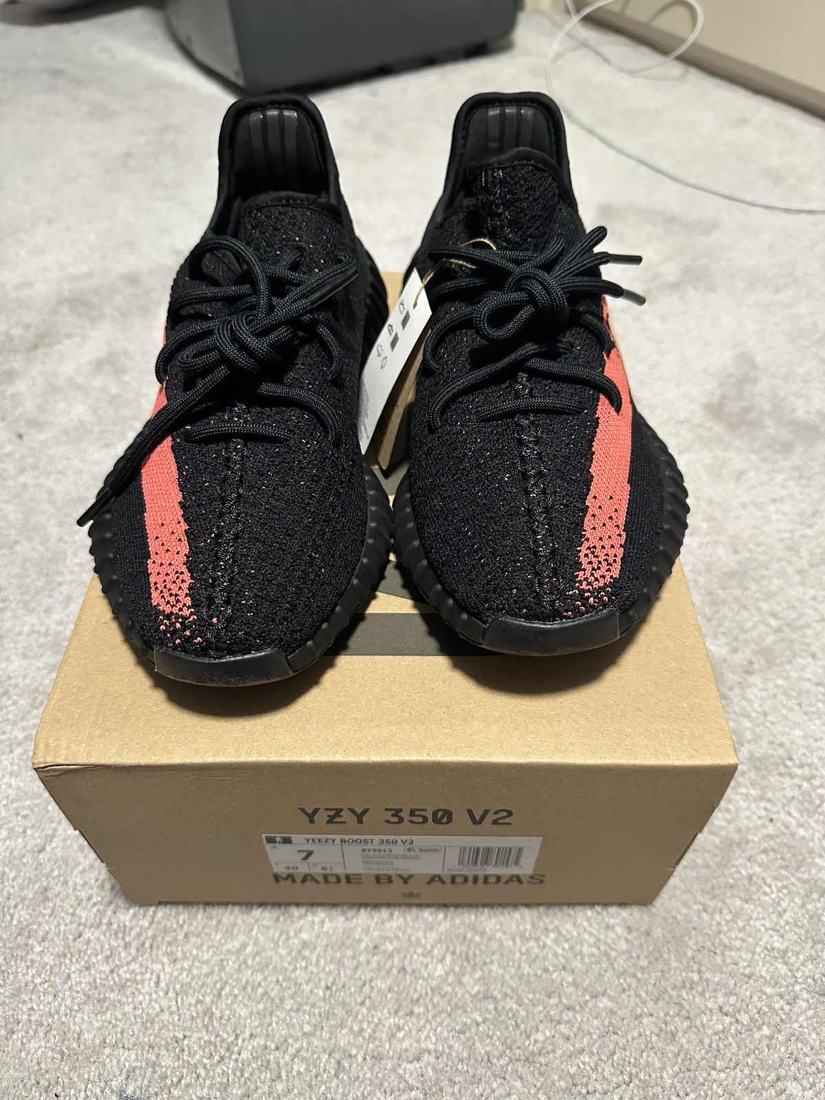 Adidas Adidas Yeezy Boost 350 V2 Black/Red Size US 7 / EU 40 - 1 Thumbnail