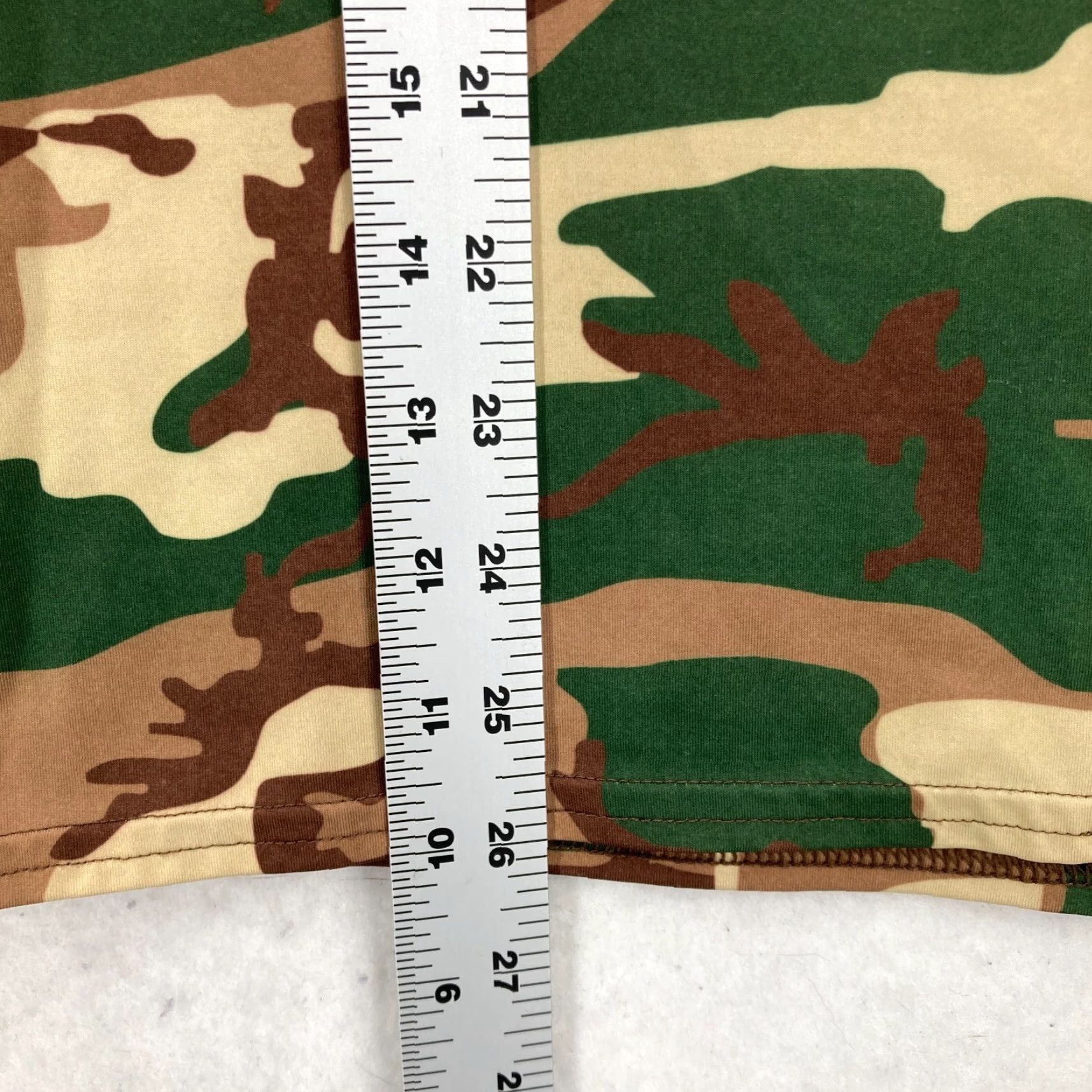 Under Armour Under Armour Superman HeatGear Compression T Shirt Mens Medium Camouflage Gym Size US M / EU 48-50 / 2 - 7 Thumbnail