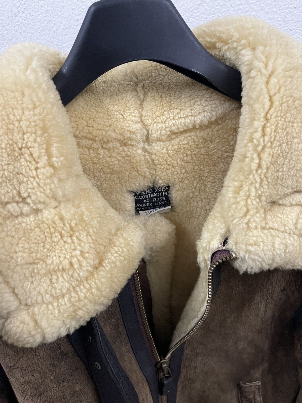 Avirex Vintage 1986 Avirex B-3 Shearling Sheepskin Flight Jacket Size US S / EU 44-46 / 1 - 13 Thumbnail