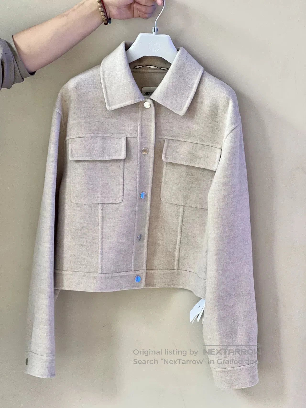 Hermes Hermes Women's Beige Cashmere Jacket. Size US M / EU 48-50 / 2 - 1 Thumbnail