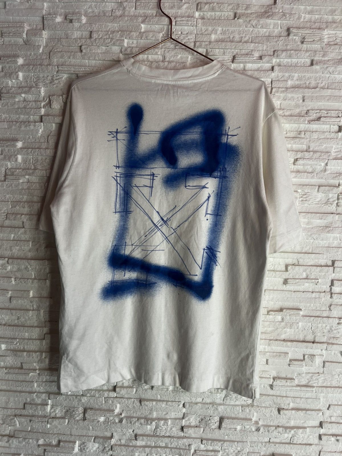 Off-White Off-White Spray Marker Arrows T-Shirt – Size S Size US S / EU 44-46 / 1 - 3 Thumbnail
