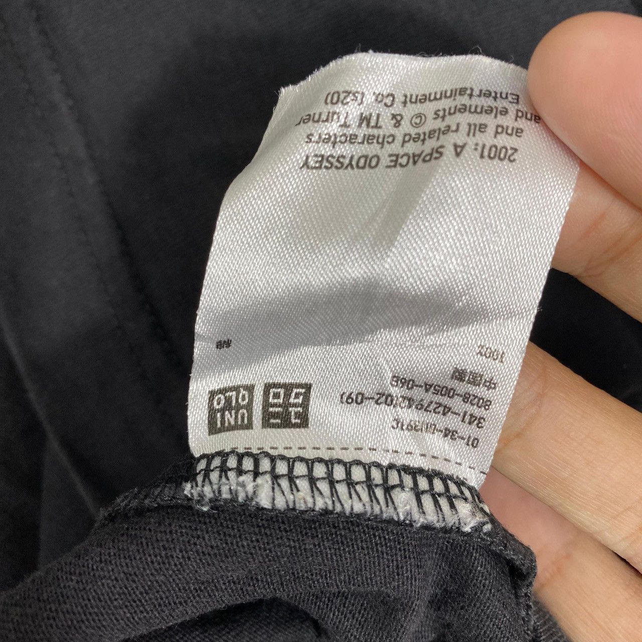 Uniqlo 2001 SPACE ODYSSEY UNIQLO Stanley Kubrick Tee Shirt Film Size US XL / EU 56 / 4 - 5 Thumbnail
