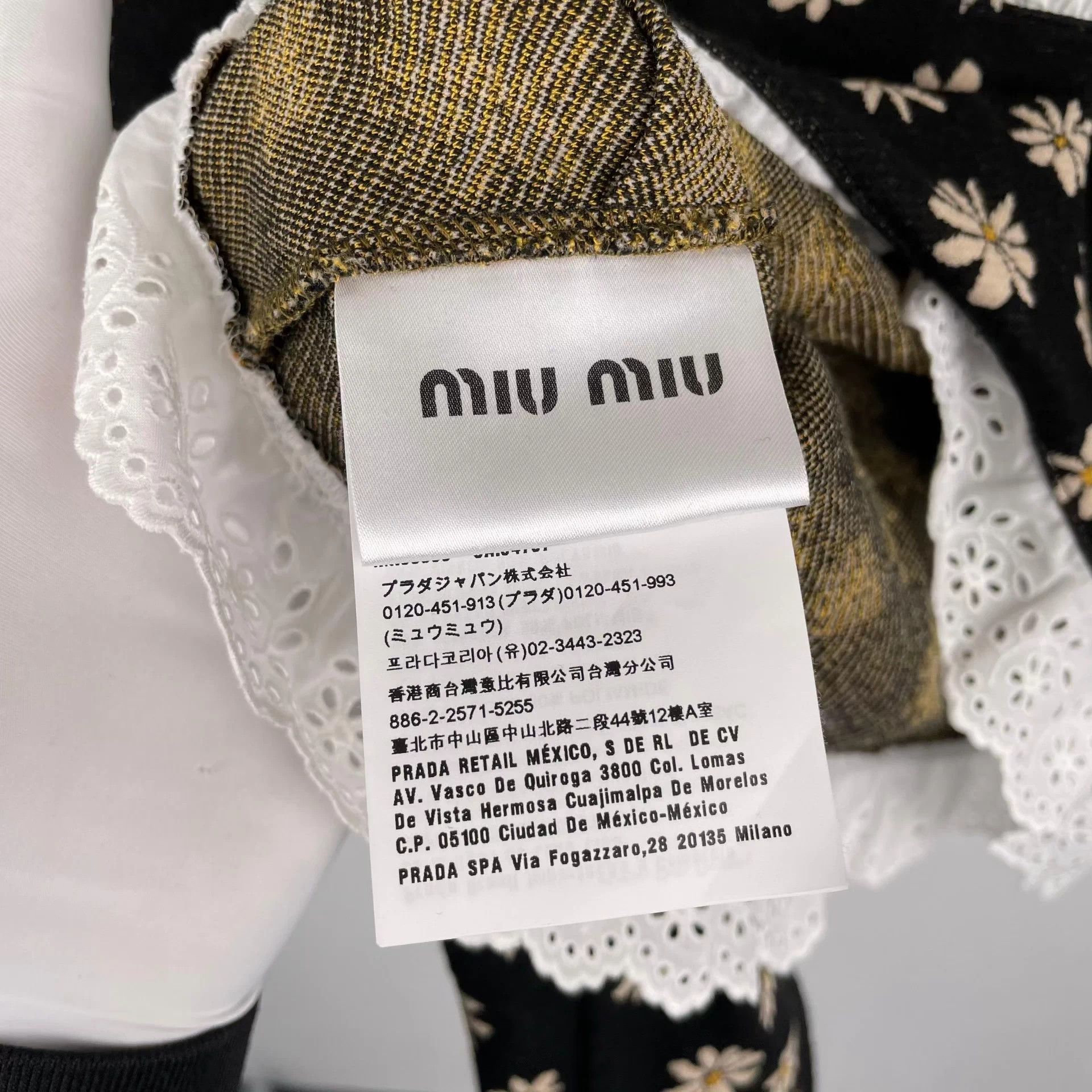Miu Miu MIU MIU Black Daisy Floral Short Top Size S Size S / US 4 / IT 40 - 3 Thumbnail