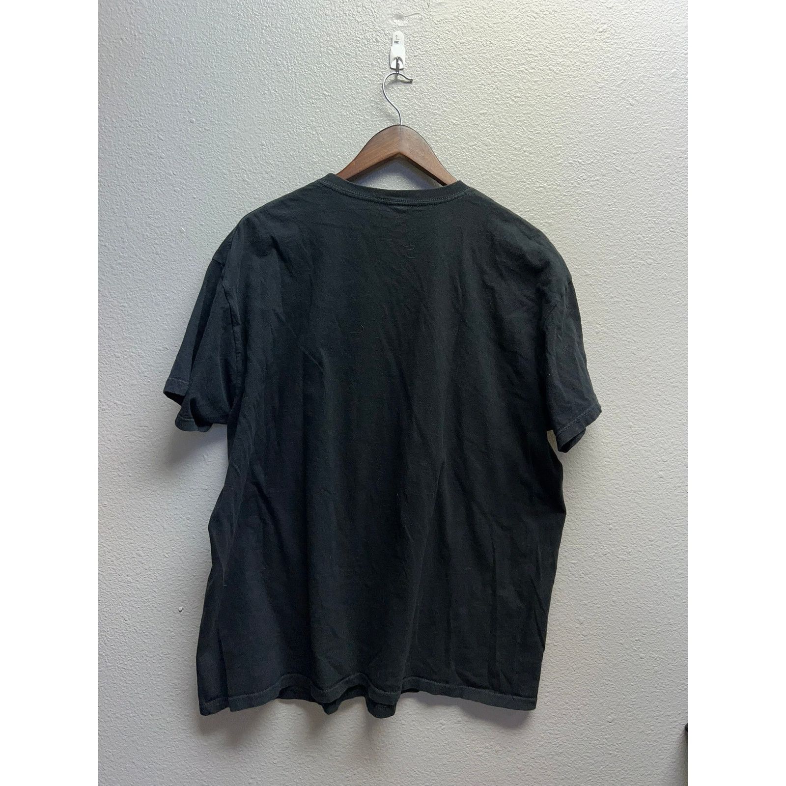 Vintage Vintage Animal Planet Shirt The Wolf Animal Black Tee 2XL Size US XXL / EU 58 / 5 - 9 Thumbnail