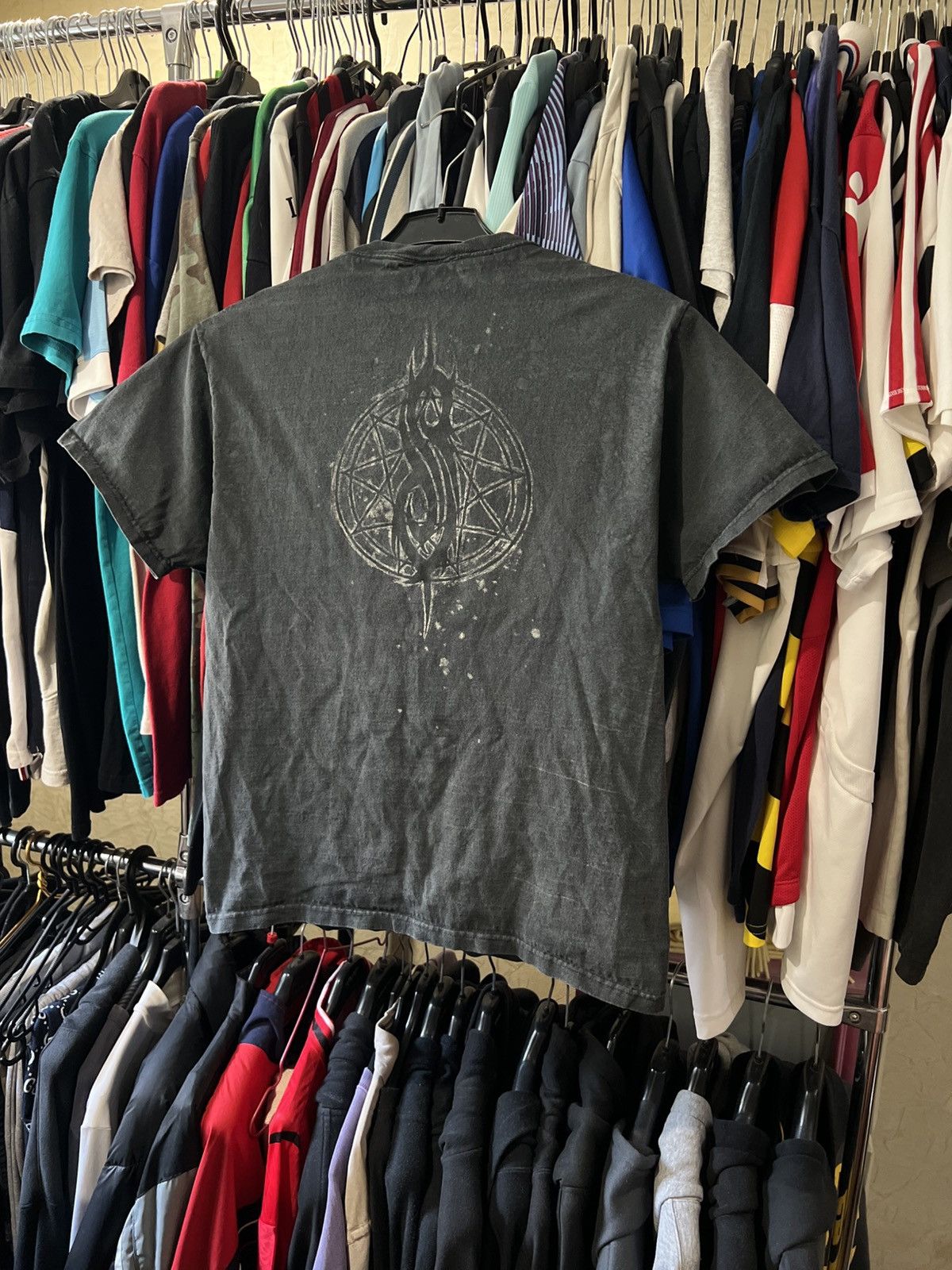 Band Tees 2003/2004 VINTAGE SLIPKNOT ALL OVERPINT NU METAL T SHIRT AOP Size US M / EU 48-50 / 2 - 3 Thumbnail