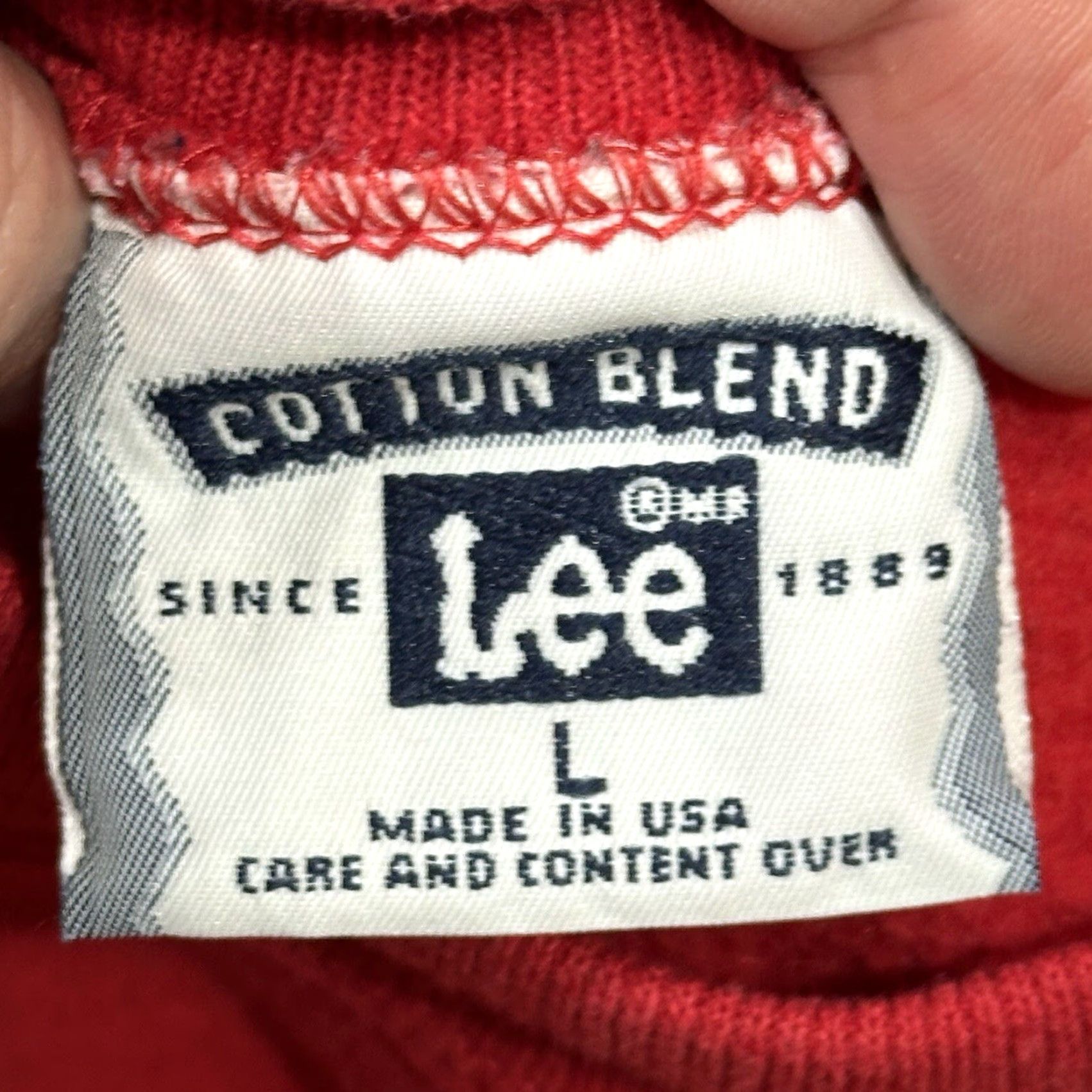 Lee VINTAGE Lee Christmas Jesus Is The Reason Red Cotton Sweater USA Made Sz Large Mens Pullover Knit Long Sleeve Fleece Graphic Print Size US L / EU 52-54 / 3 - 5 Thumbnail