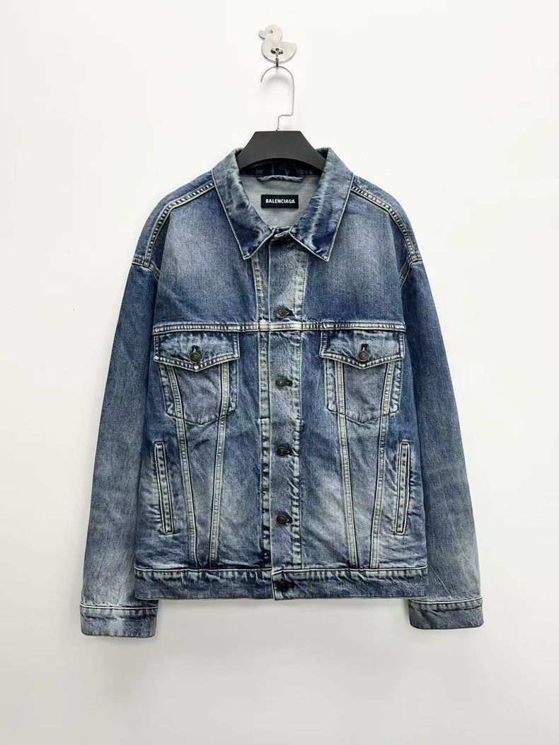 Balenciaga Balenciaga Distressed blue back double B logo denim jacket Size US S / EU 44-46 / 1 - 2 Thumbnail