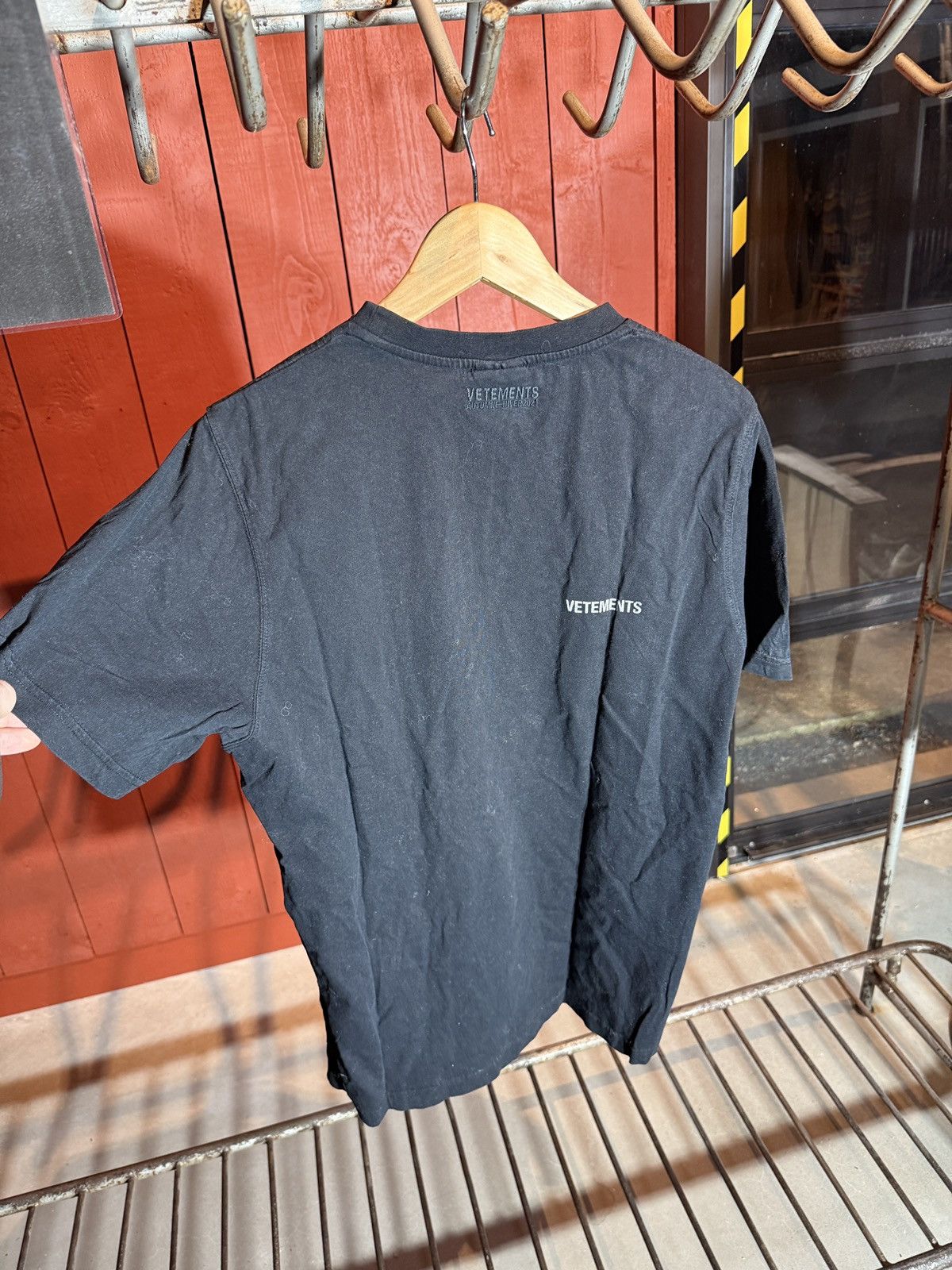 Vetements Worn Vetements tshirt Size US M / EU 48-50 / 2 - 6 Thumbnail