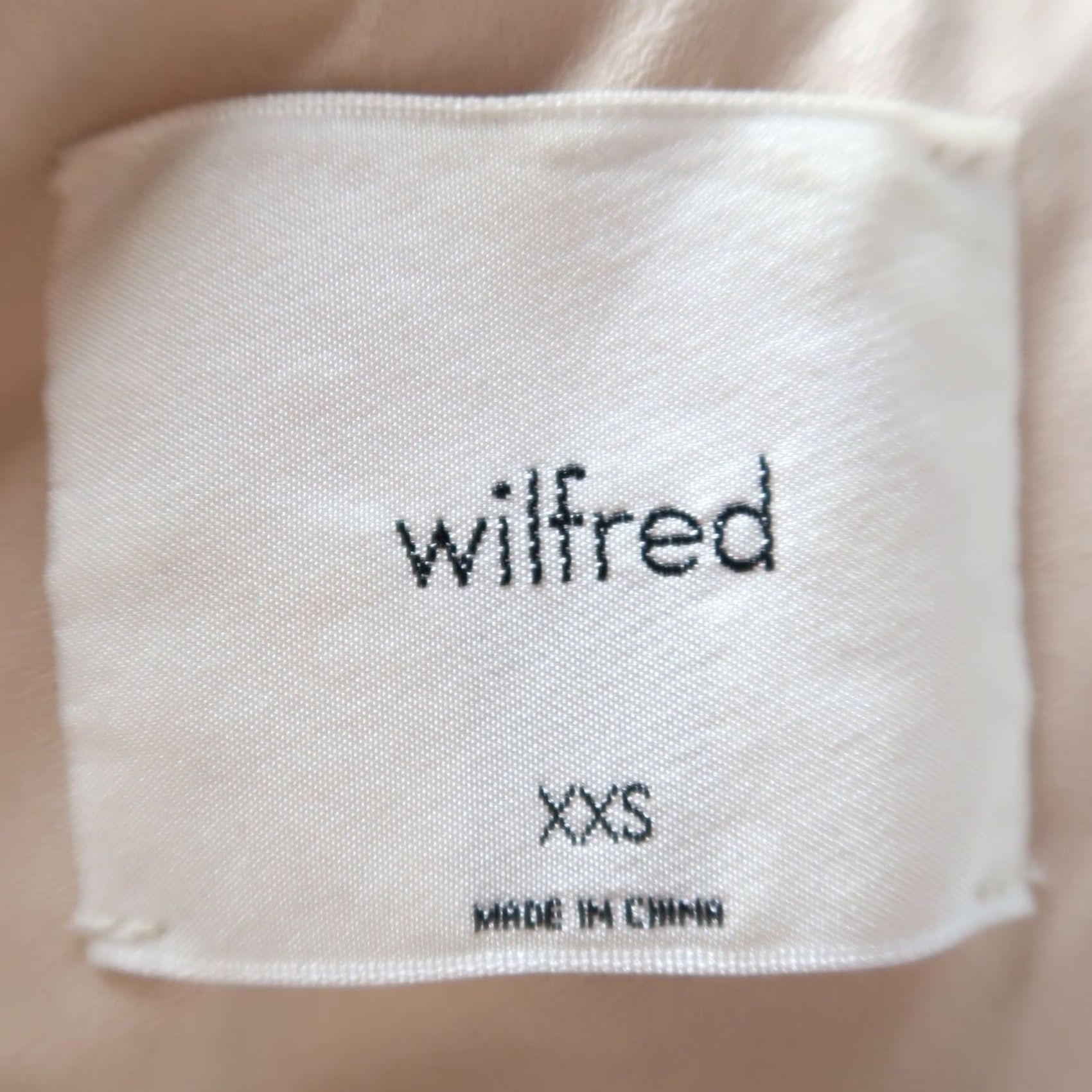 Vintage VINTAGE? Wilfred Blazer Jacket Women XXS Black Pinstripe Double-Breasted Buttoned Blazer Size XXS / US 00 / IT 34 - 6 Thumbnail