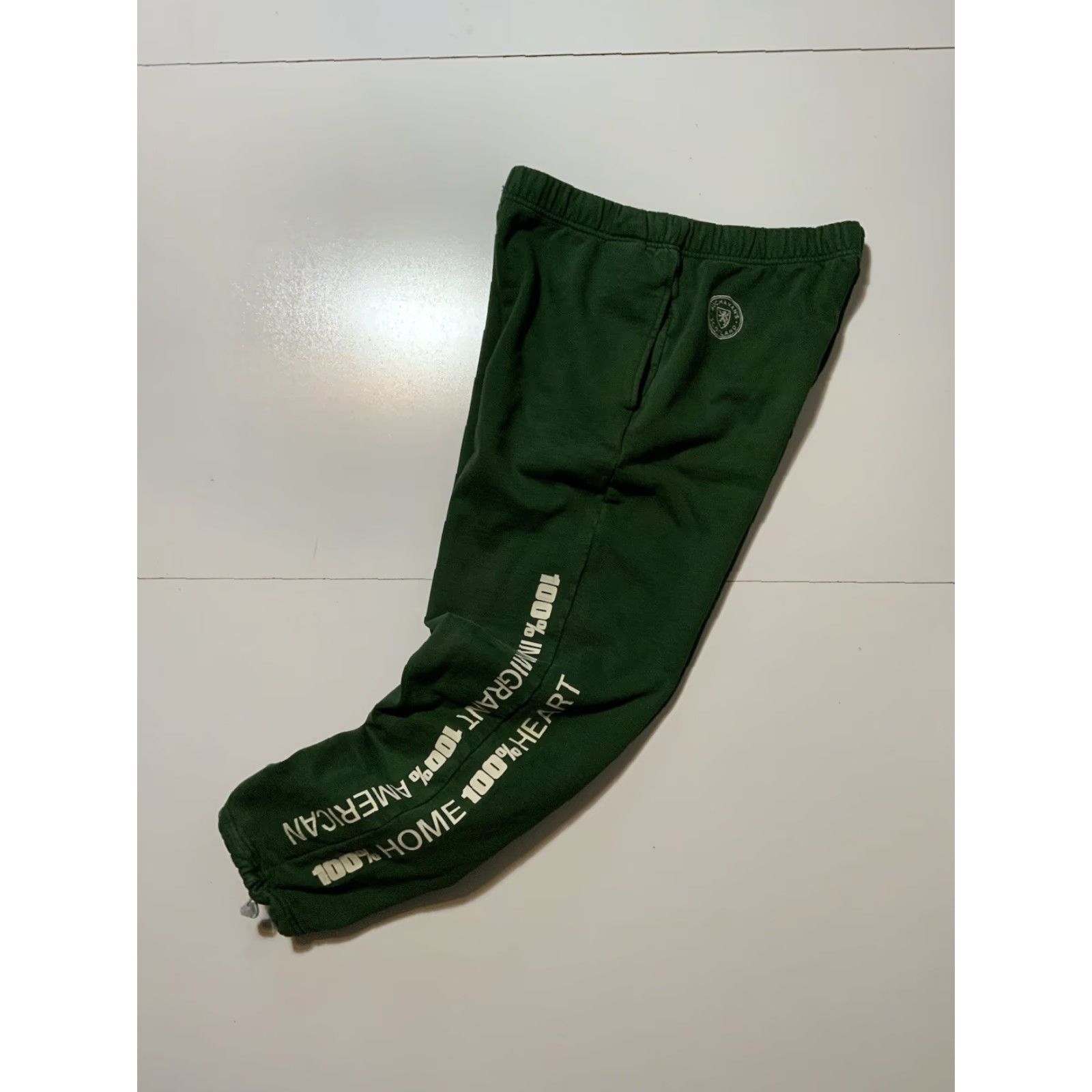 Vintage VINTAGE Made Blanks Buchanan’s Scotland Whisky Blood Sweat Tears Jogger Sweatpants Sz. L Green Mens Sweatpants Regular L Size US 33 - 2 Thumbnail