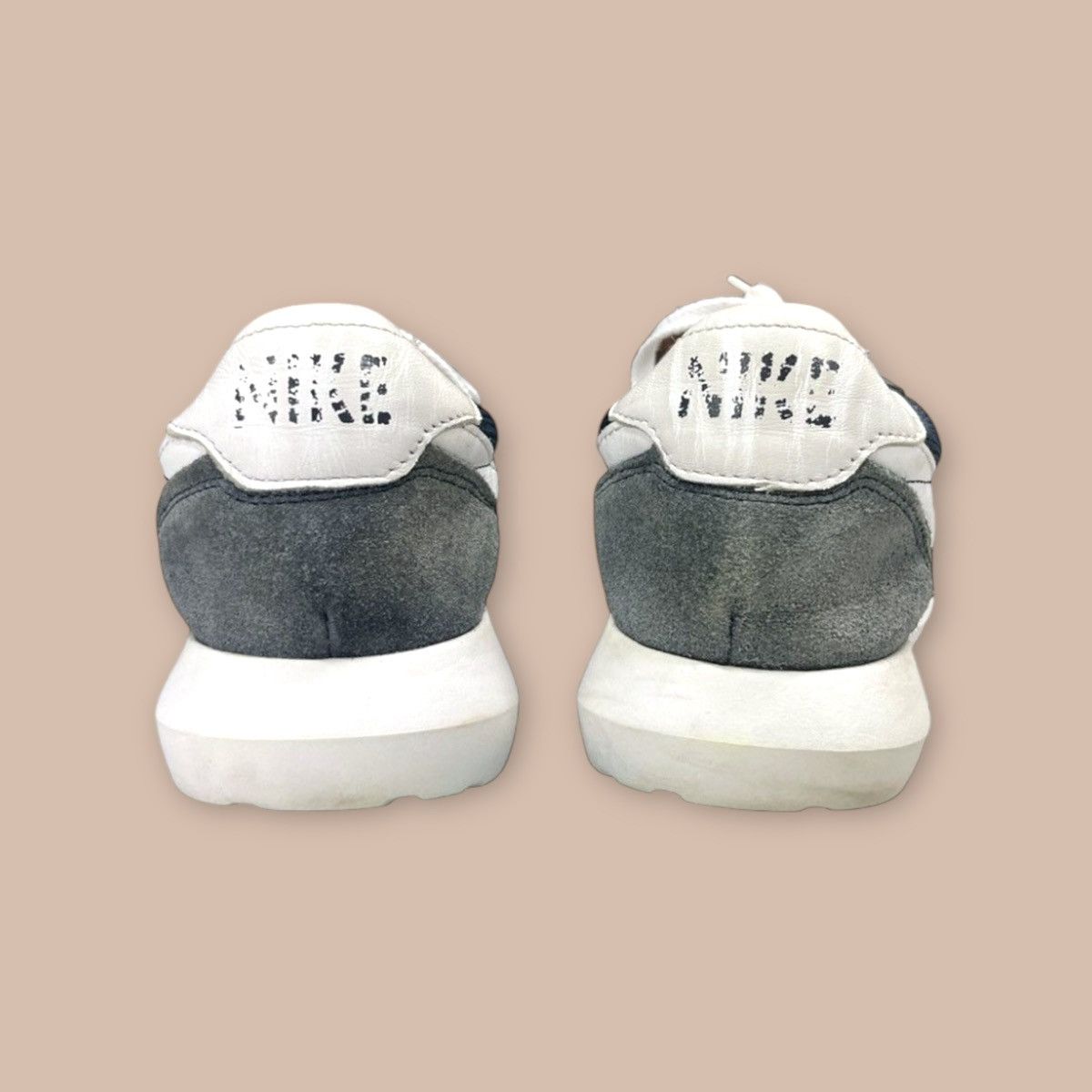 Fragment Design × Nike Nike X Fragment Design “Roshe Run LD-1000” Size US 9.5 / EU 42-43 - 4 Thumbnail