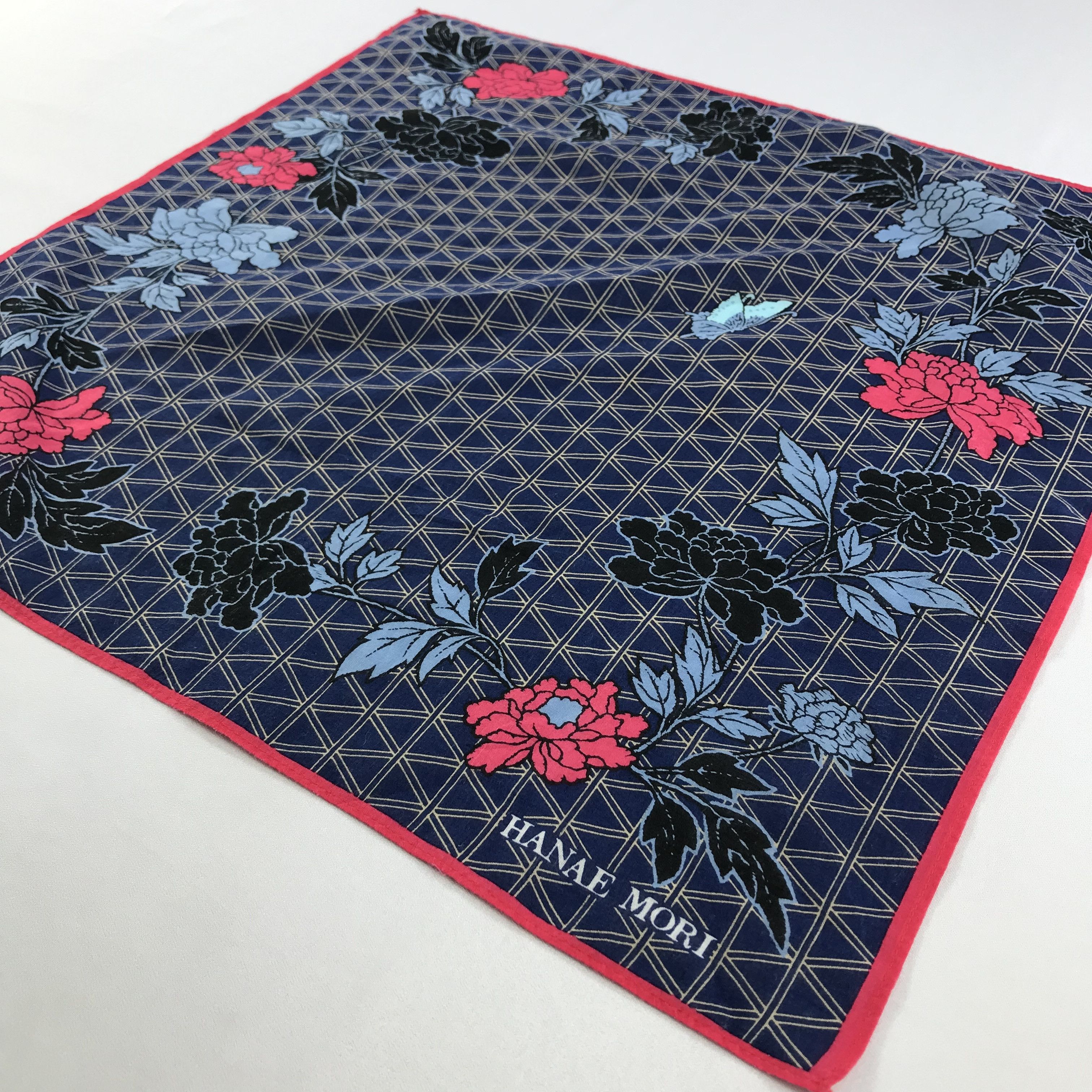 Hanae Mori × Vintage Hanae Mori Bandana / Handkerchief / Neckerchief - S2673 Size ONE SIZE - 2 Thumbnail