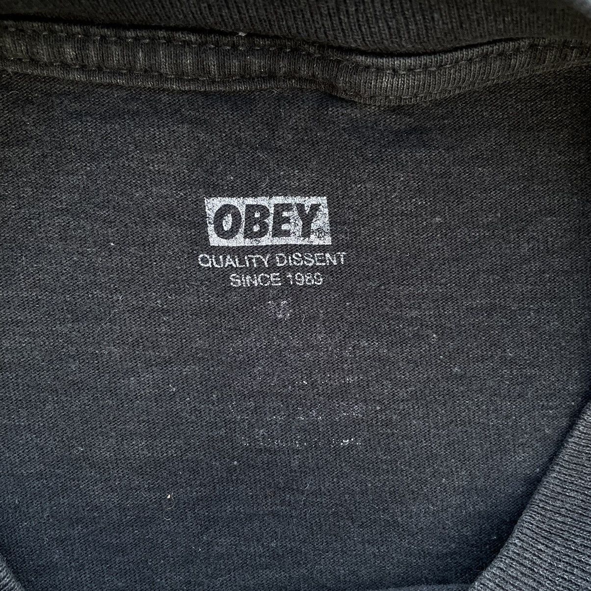 Obey × Vintage Vintage T-shirts Obey Big Logo Skate Wear Y2K 00s Size US M / EU 48-50 / 2 - 8 Thumbnail