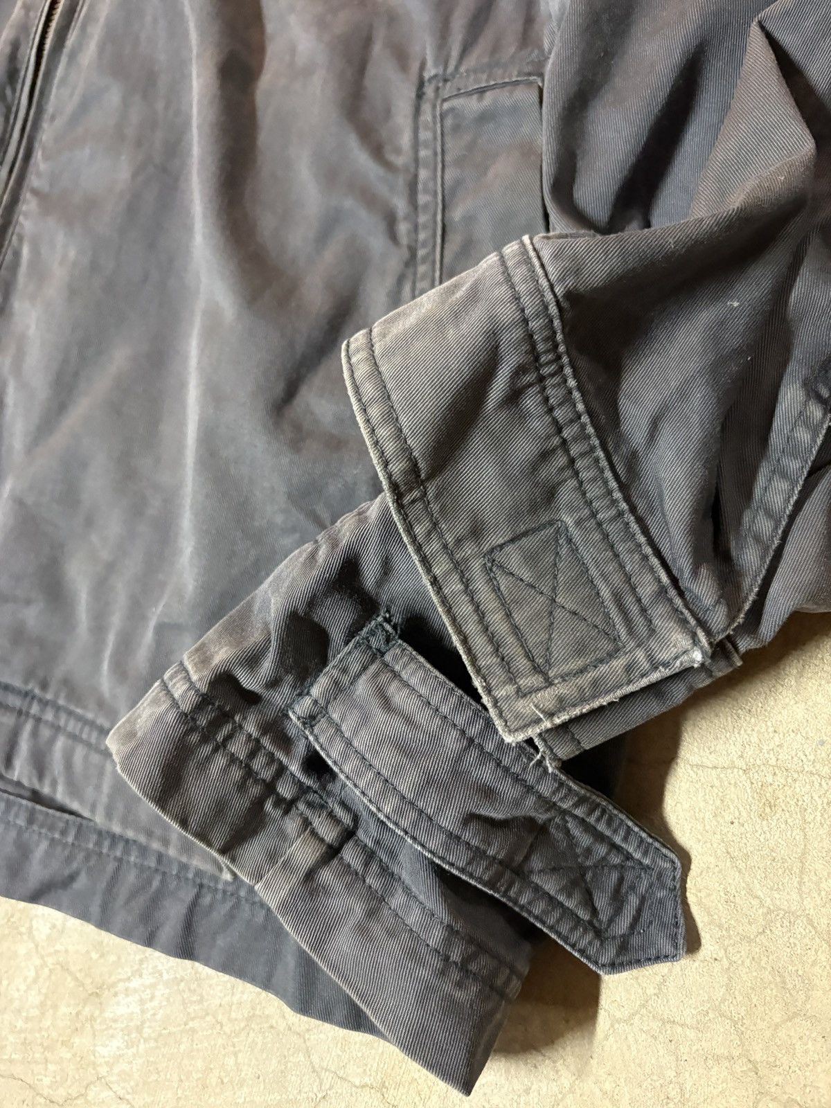 Eddie Bauer VTG 90s Eddie Bauer Work Detroit Jacket Sun Faded Charcoal Size US L / EU 52-54 / 3 - 3 Thumbnail