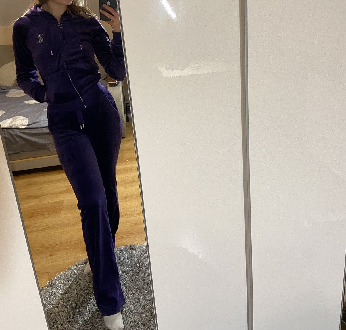 Juicy Couture × Vintage Vintage style y2k Juicy Couture velour tracksuit set velvet Size XXS / US 00 / IT 34 - 4 Thumbnail