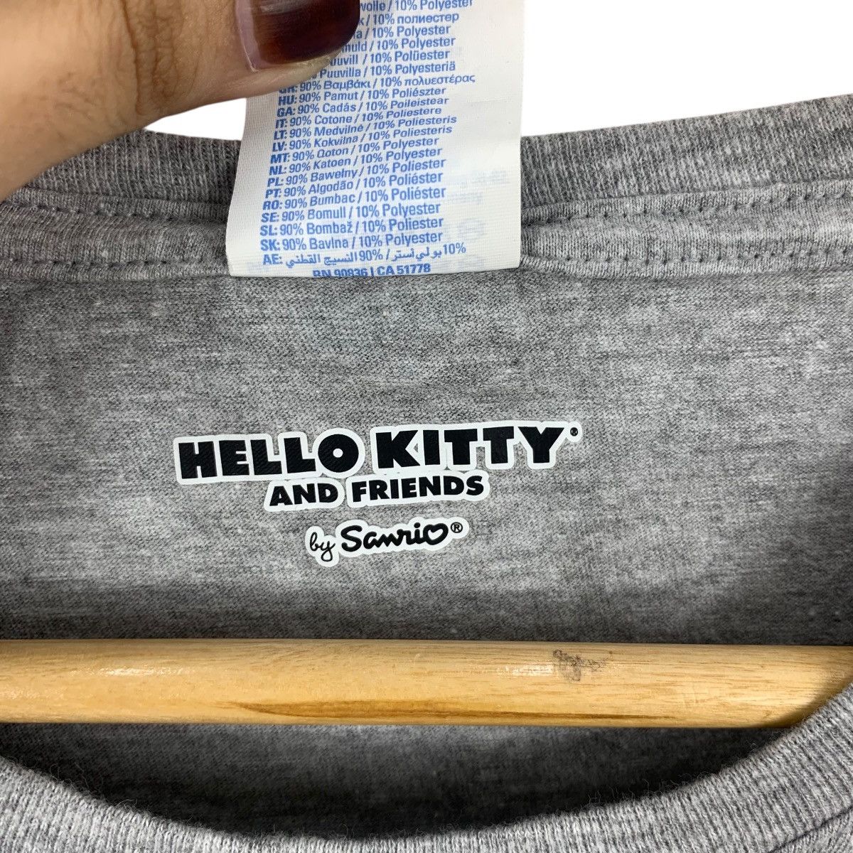 Other HELLO KITTY & FRIENDS 2018 Collection Sanrio Tee Shirt Top Size M / US 6-8 / IT 42-44 - 9 Thumbnail