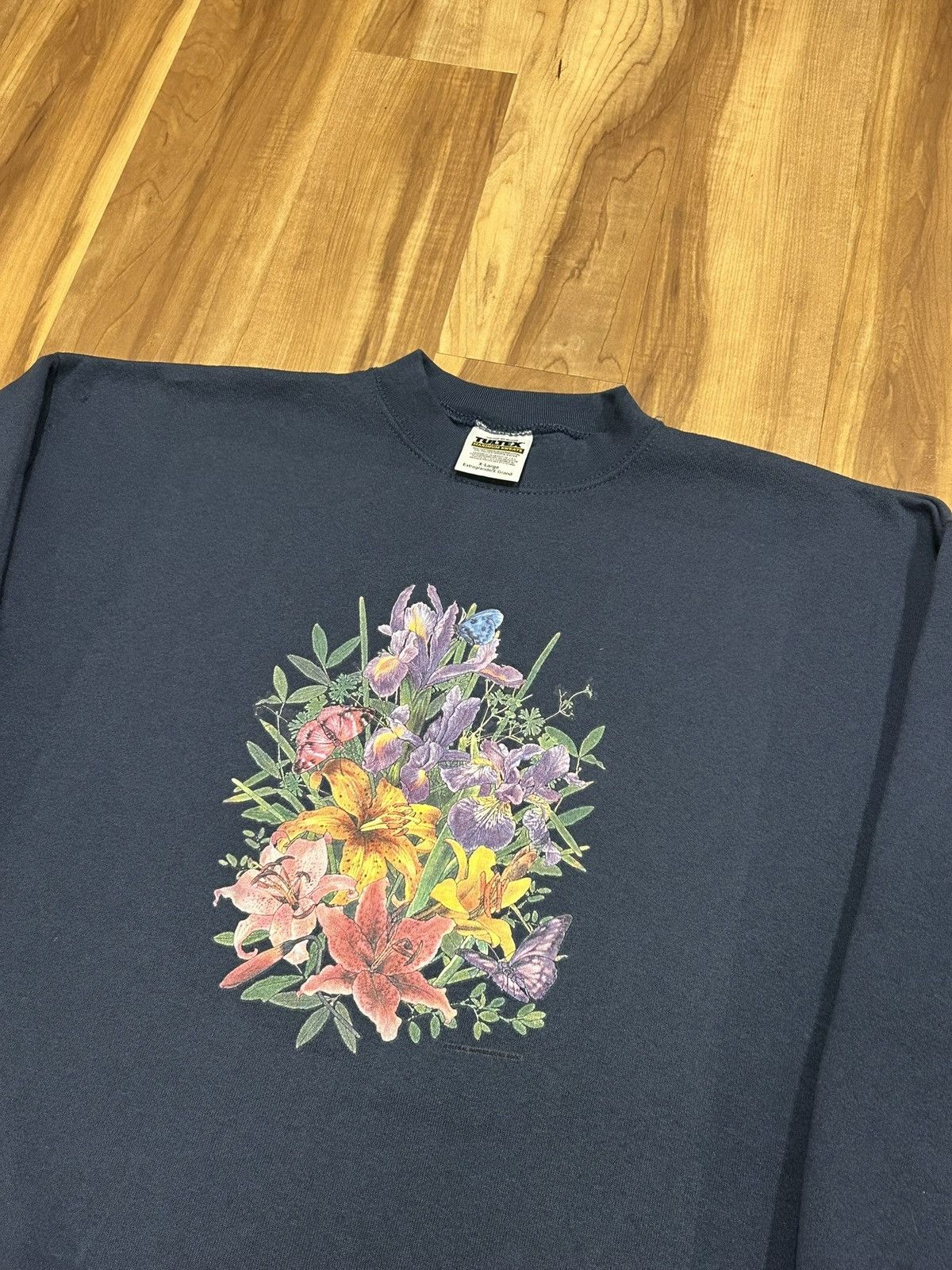 Tultex Vintage Tultex Floral Crewneck Size US XL / EU 56 / 4 - 2 Thumbnail