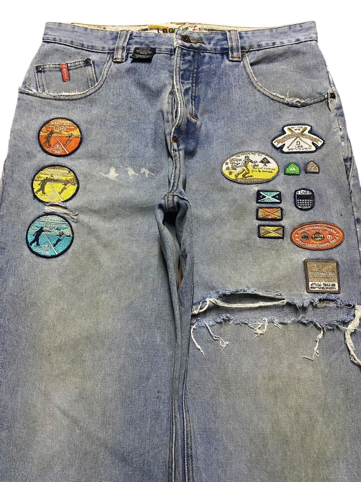 Rocawear Vintage LRG Light Wash Patches Ripped Baggy Jeans Size US 34 / EU 50 - 3 Thumbnail