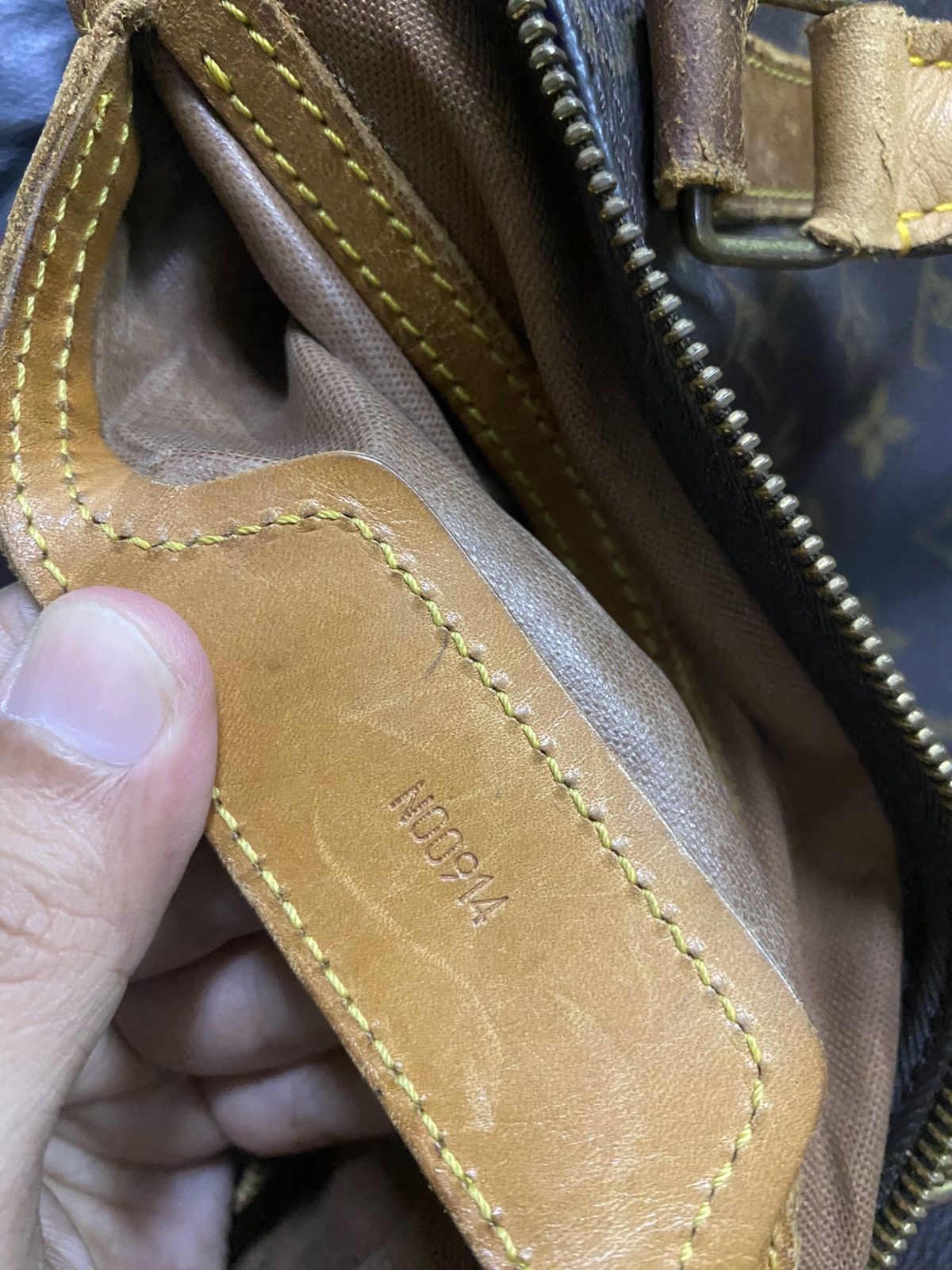 Louis Vuitton Authentic Vintage Louis Vuitton Monogram Flanerie 20 Bag Size ONE SIZE - 5 Thumbnail