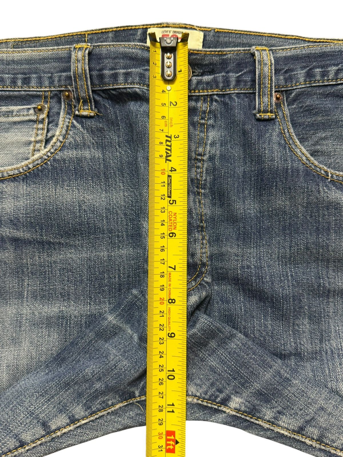 Levi's Vintage Y2K Levis 501 Blue Faded Wash Distressed Wide Leg Size US 32 / EU 48 - 13 Thumbnail