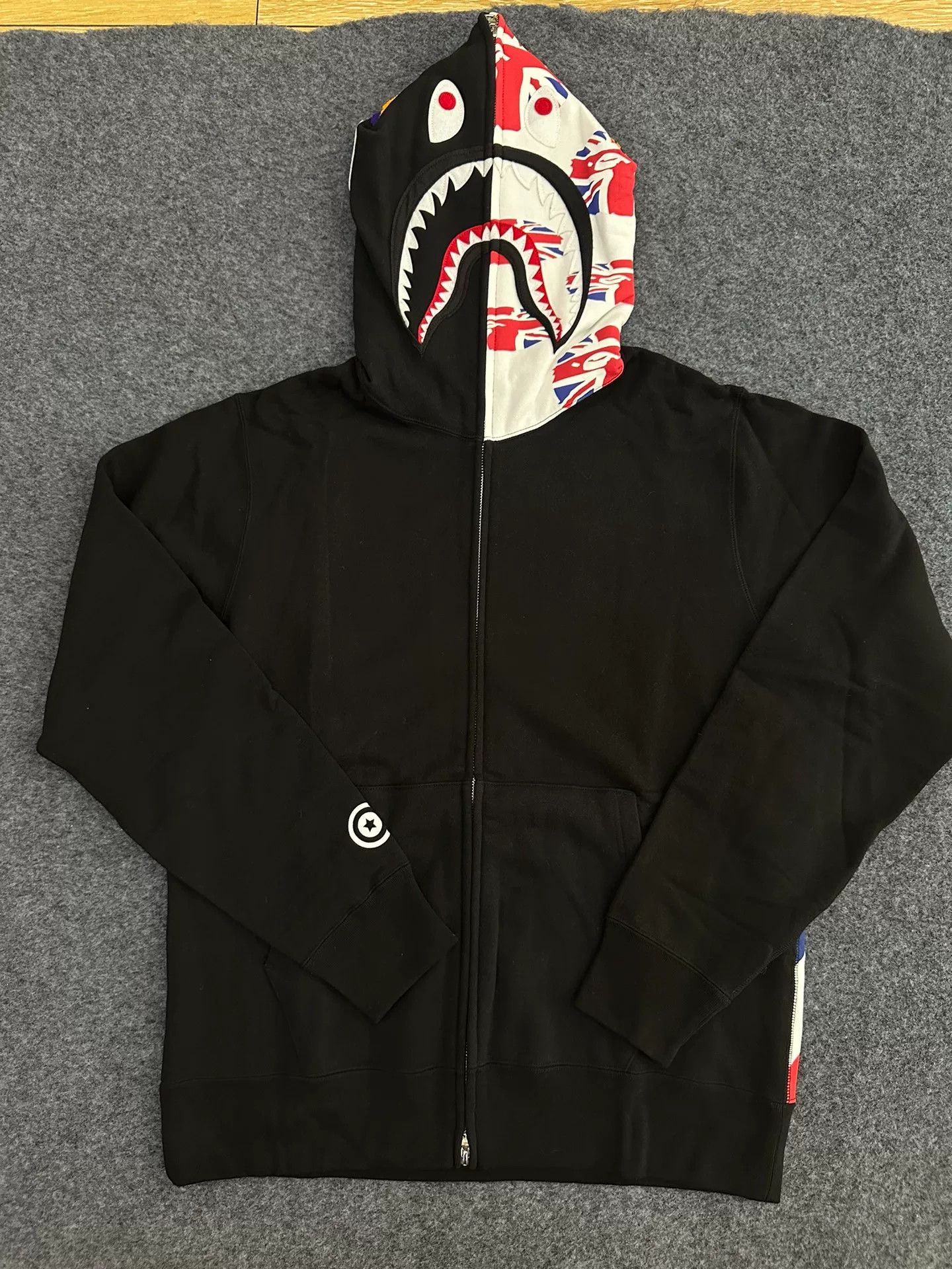 Bape Bape Multi Shark Sweatshirt Pullover Size US XL / EU 56 / 4 - 1 Thumbnail