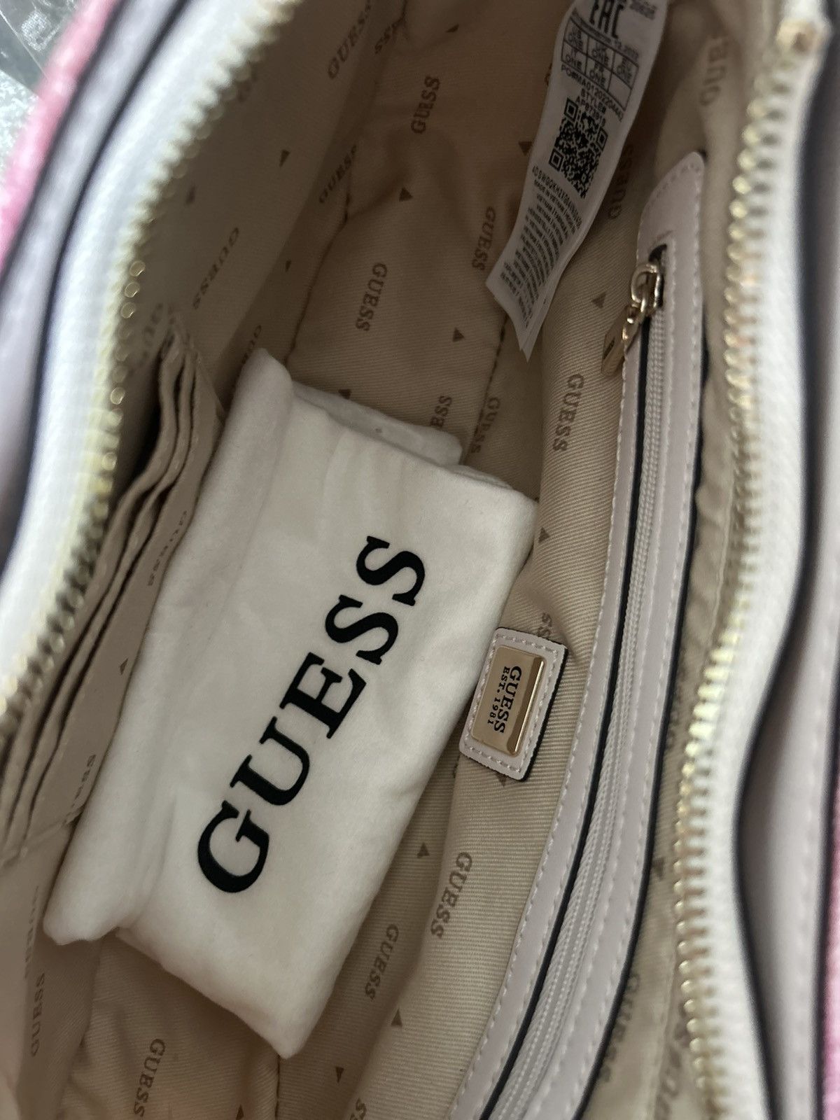 Guess GUESS X BANKSY BRANDALISED TOP ZIP SHOULDER-HAND BAG Size ONE SIZE - 4 Thumbnail