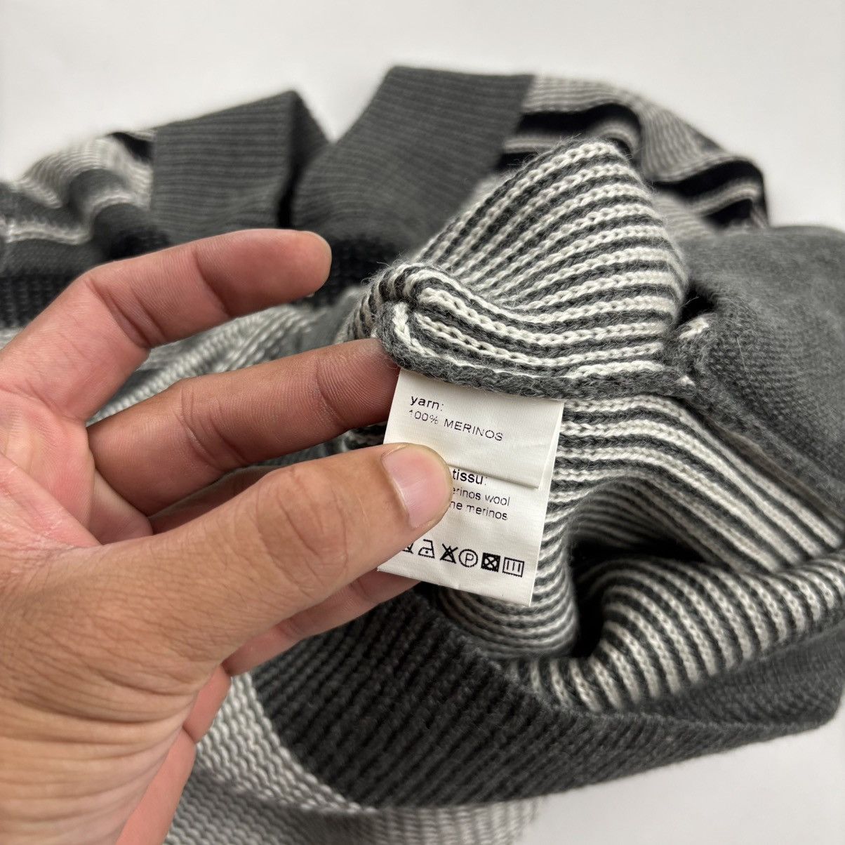 Kris Van Assche Kris Van Assche Merino Wool Zip Sweater Size US S / EU 44-46 / 1 - 9 Thumbnail