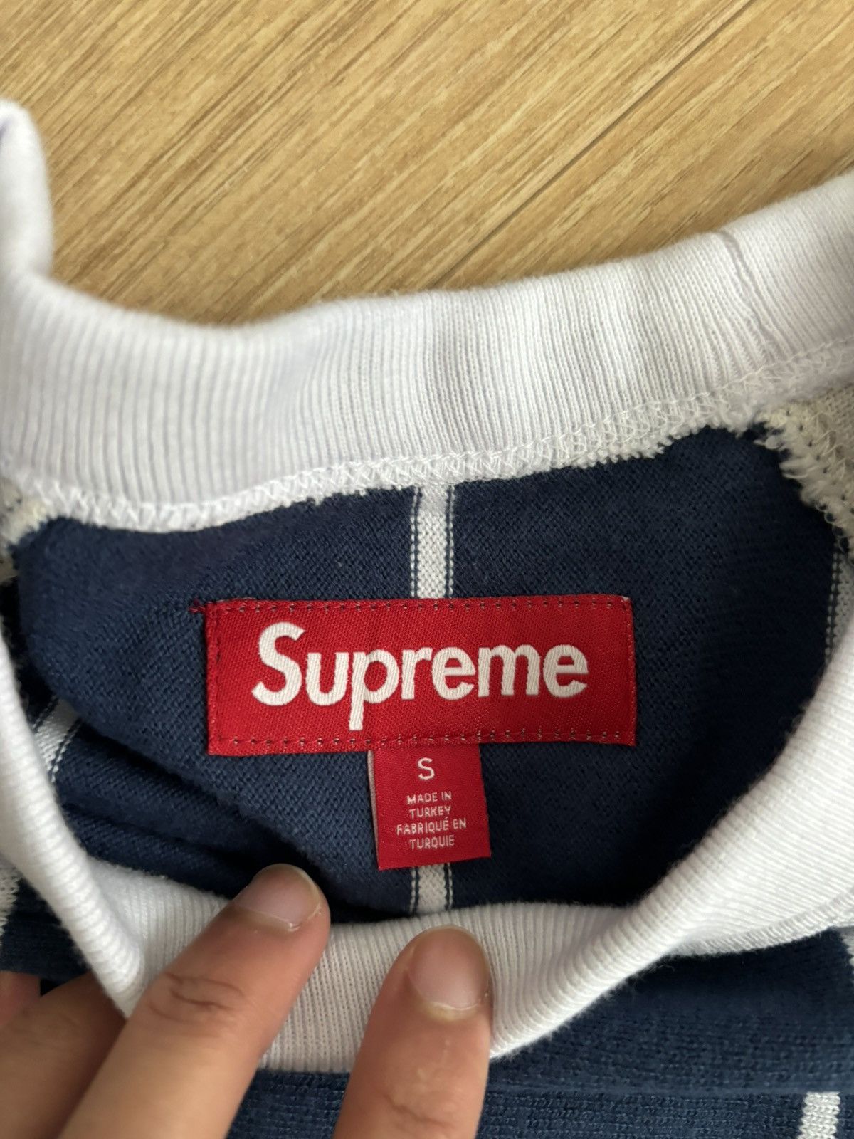 Supreme Supreme stripe raglan l/s top Size US S / EU 44-46 / 1 - 4 Thumbnail