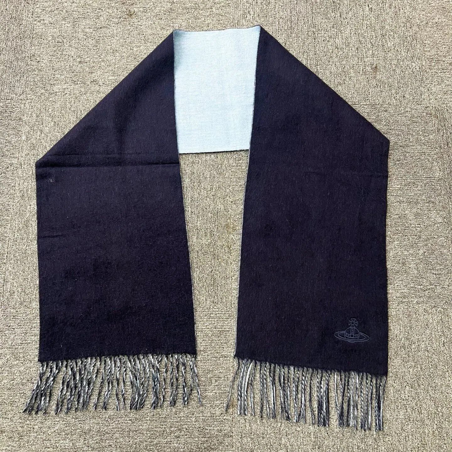 Vivienne Westwood Vivienne Westwood Navy Saturn Embroidery Scarf. Size ONE SIZE - 3 Thumbnail