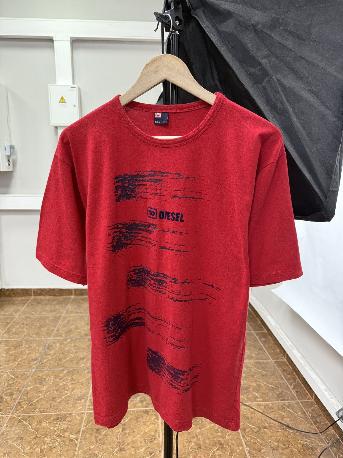 Diesel 🇺🇸 Vintage 90s Diesel Archive Art Big Logo T-Shirt Rare Retro Size US L / EU 52-54 / 3 - 1 Thumbnail