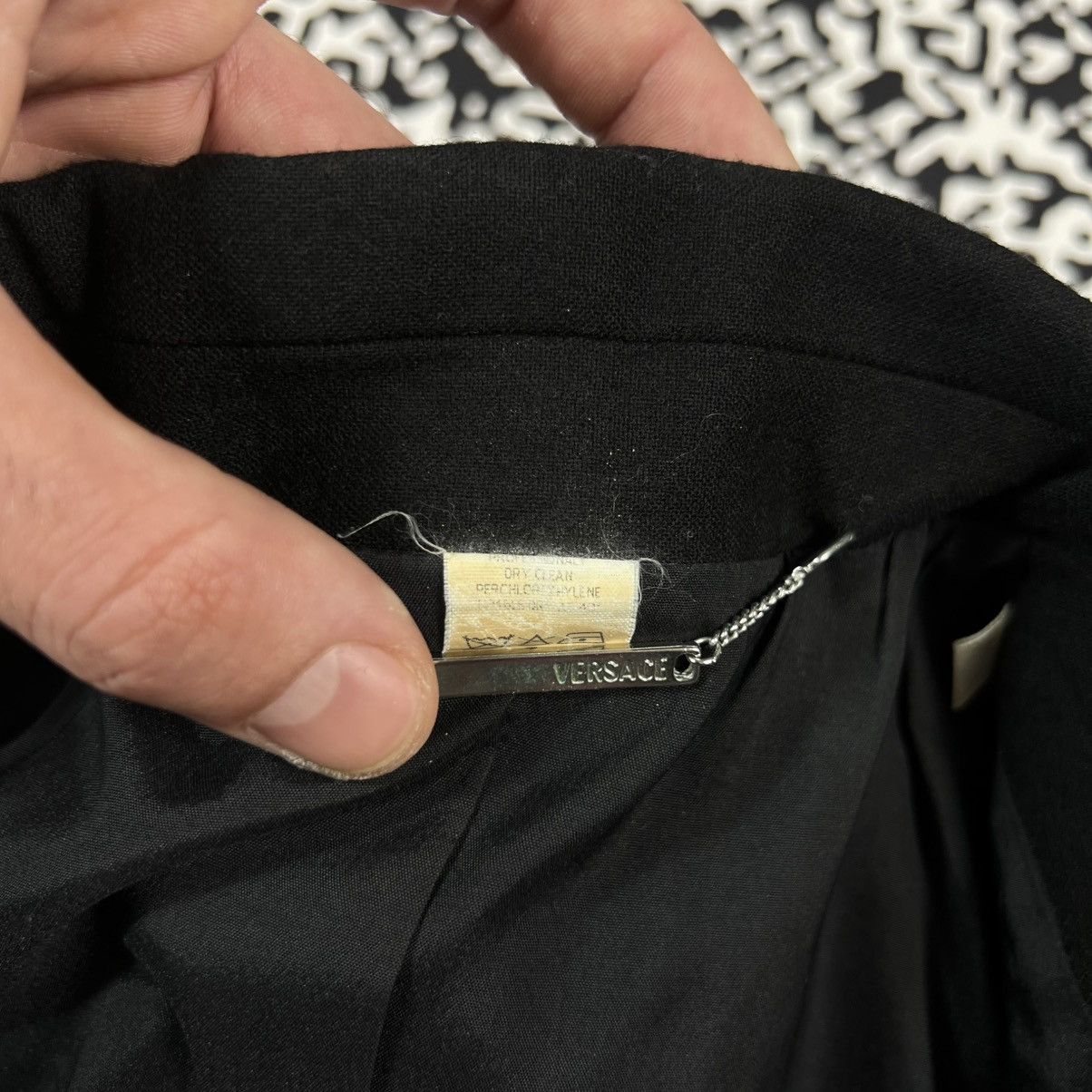 Versace Vintage 90s Gianni Versace Couture G Logo Luxury Blazer Size S / US 4 / IT 40 - 19 Thumbnail