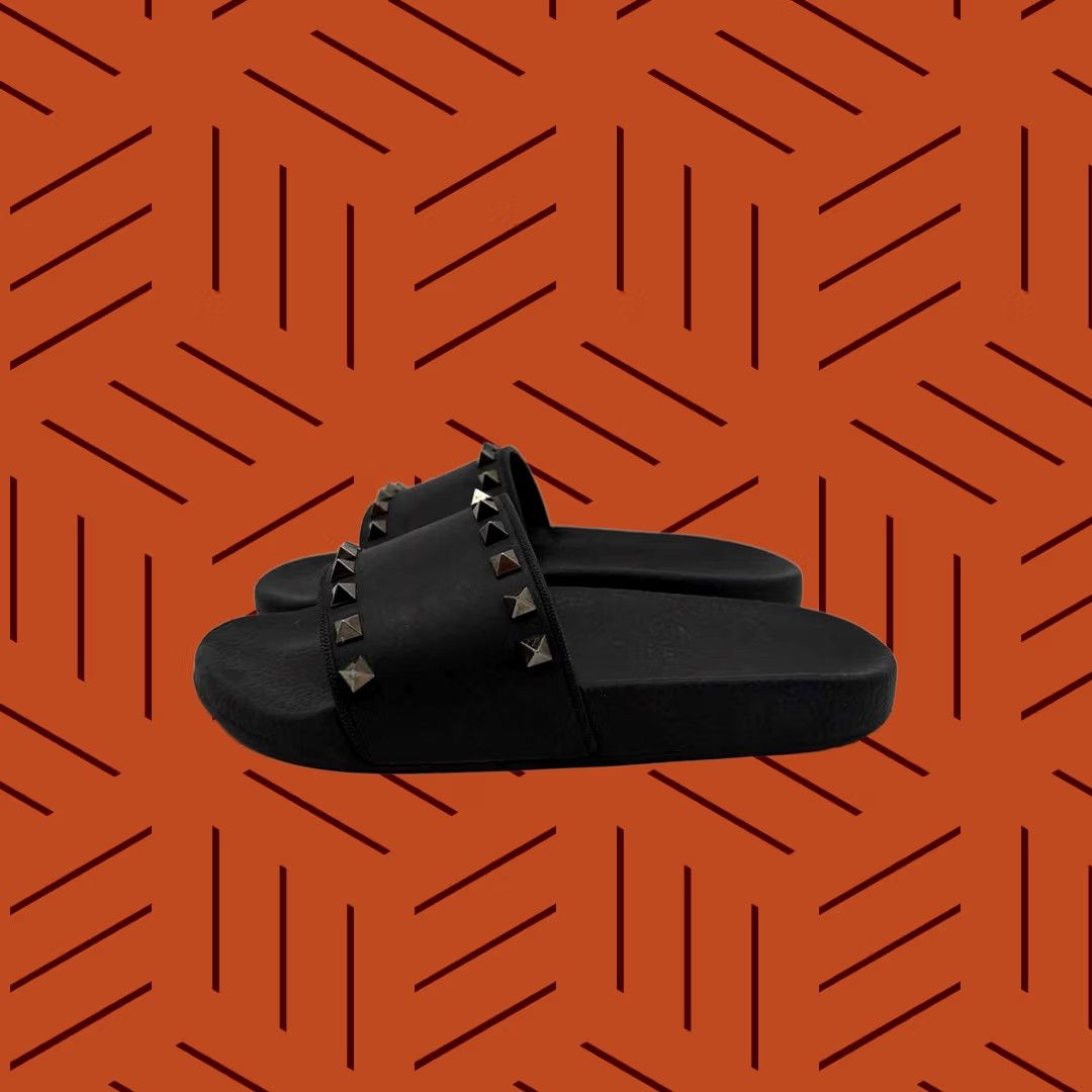 Valentino Valentino Black Size 37 Rockstud Slide Flats Size US 7 / IT 37 - 1 Thumbnail
