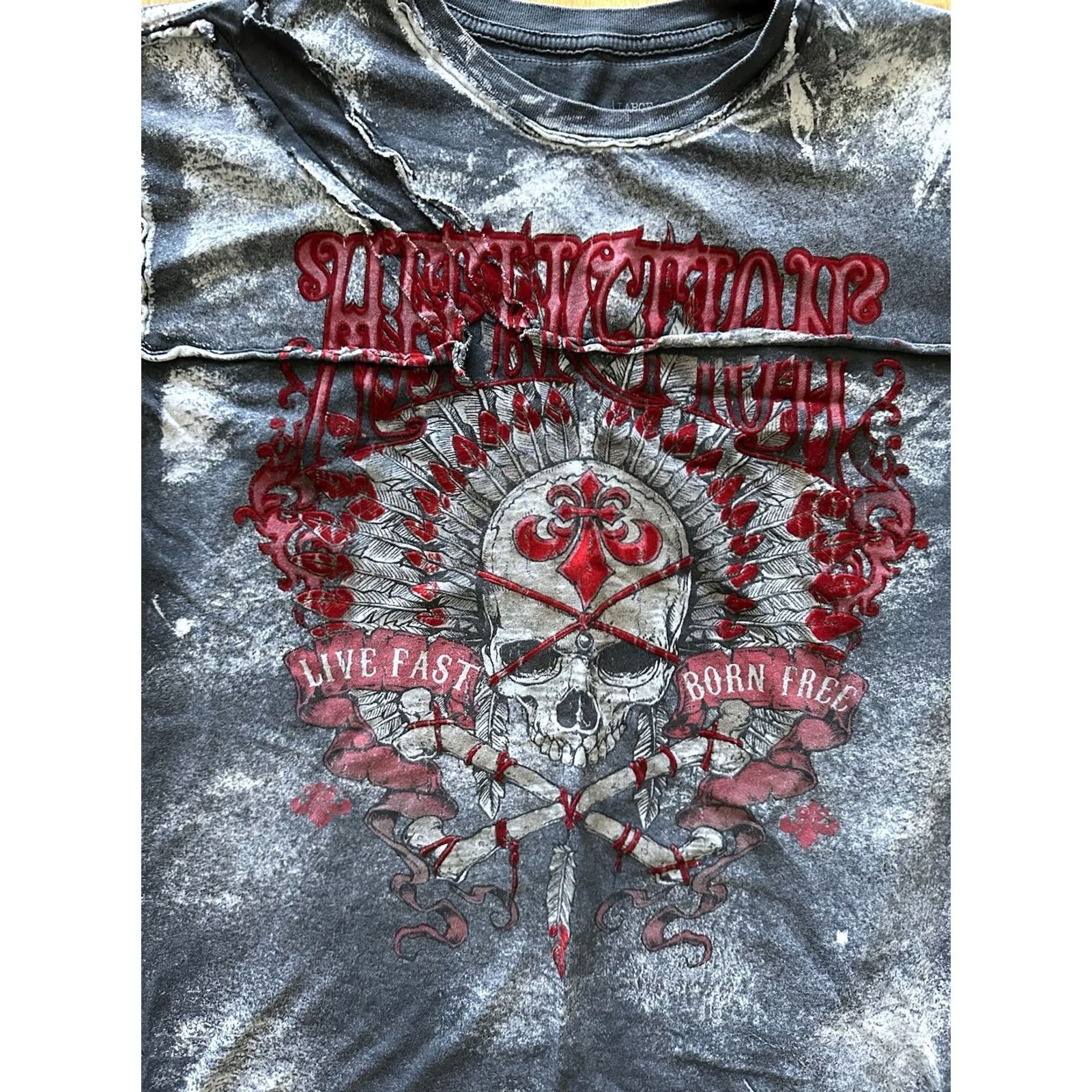 Affliction VINTAGE Affliction Tshirt Skull Grunge Y2K Cross Graphic Print Size L Gray Men Size US L / EU 52-54 / 3 - 3 Thumbnail