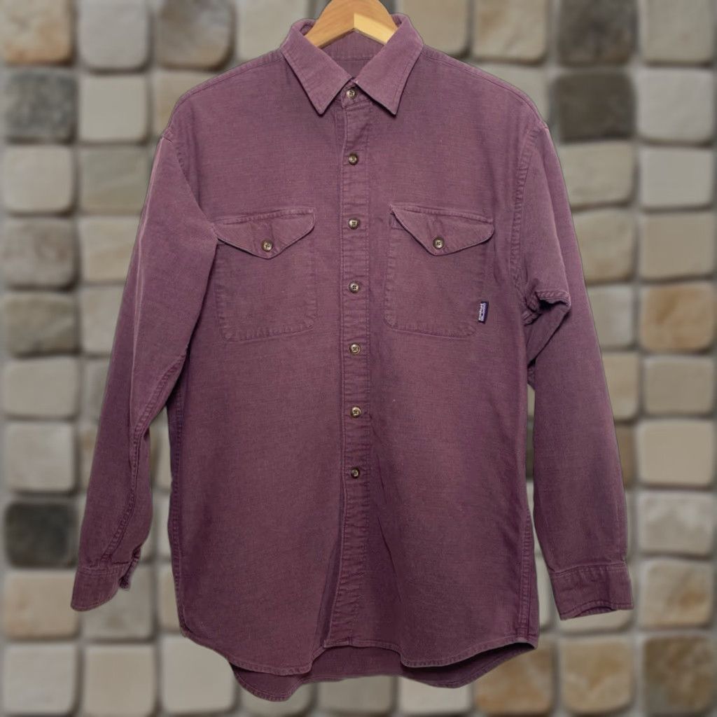 Patagonia VINTAGE Patagonia Men's Button-Up Shirt Burgundy 90s M Cotton Blend Flannel Pocketed Outdoor 90s Mens Size US M / EU 48-50 / 2 - 1 Thumbnail