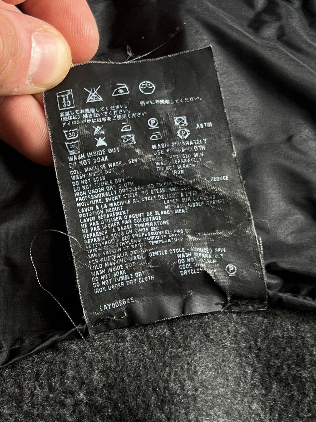 Prada Prada vest Size L Size L / US 10 / IT 46 - 12 Thumbnail