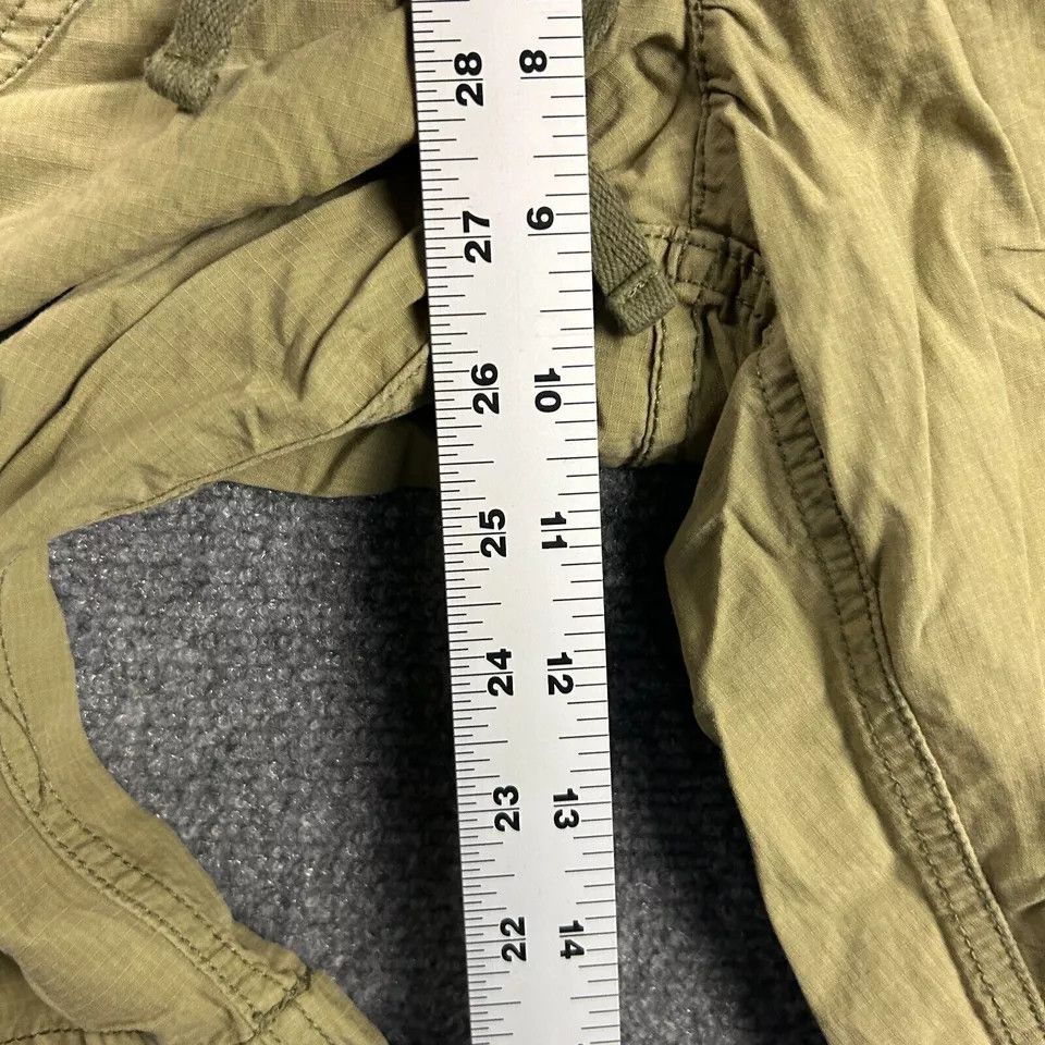 Gap Gap Shorts Womens 12 Green Outdoors Hiking Drawstring Size 34" / US 12 / IT 48 - 4 Thumbnail