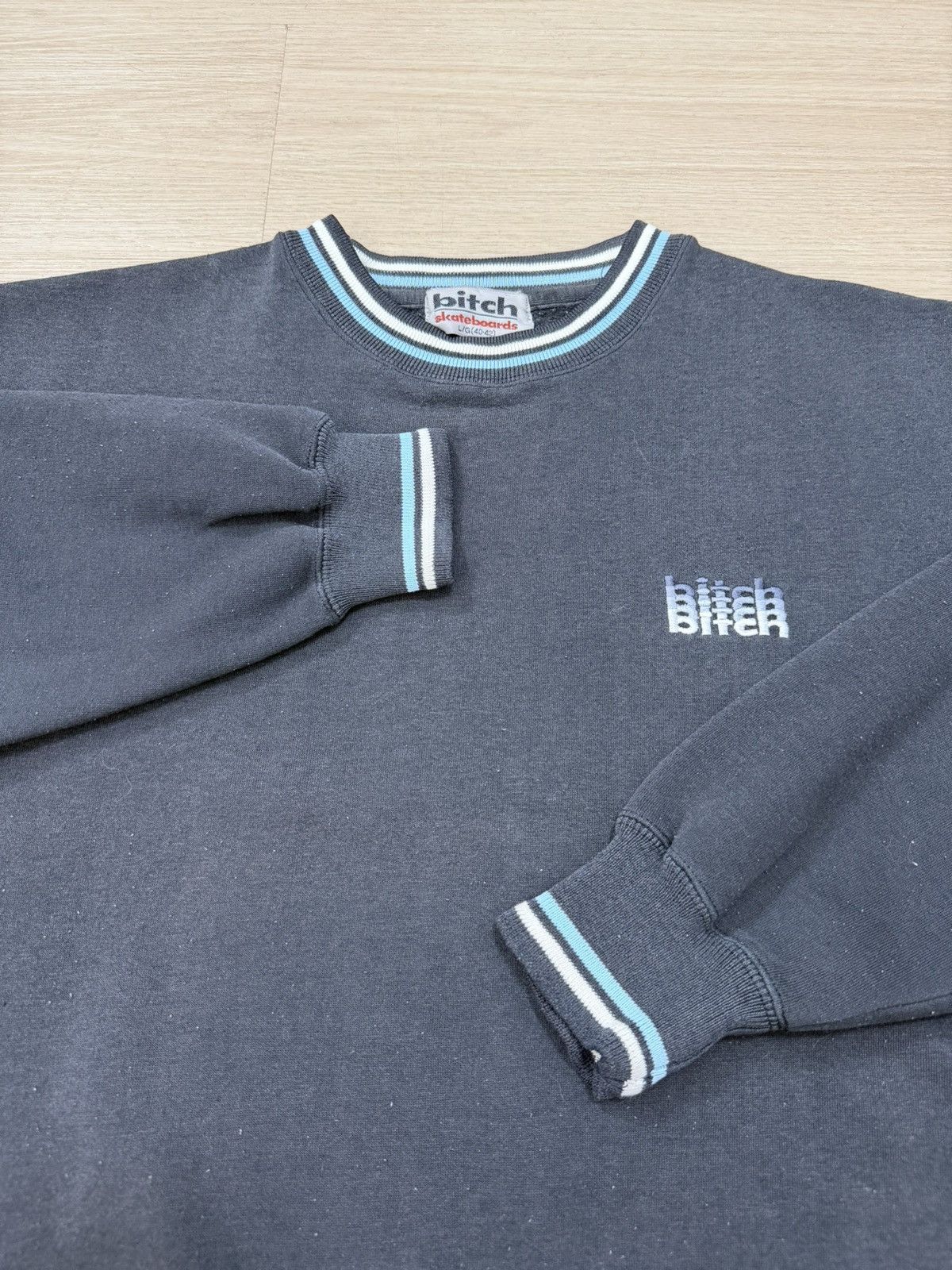 Other Vintage 90s bitch skateboard tee Size US L / EU 52-54 / 3 - 1 Thumbnail
