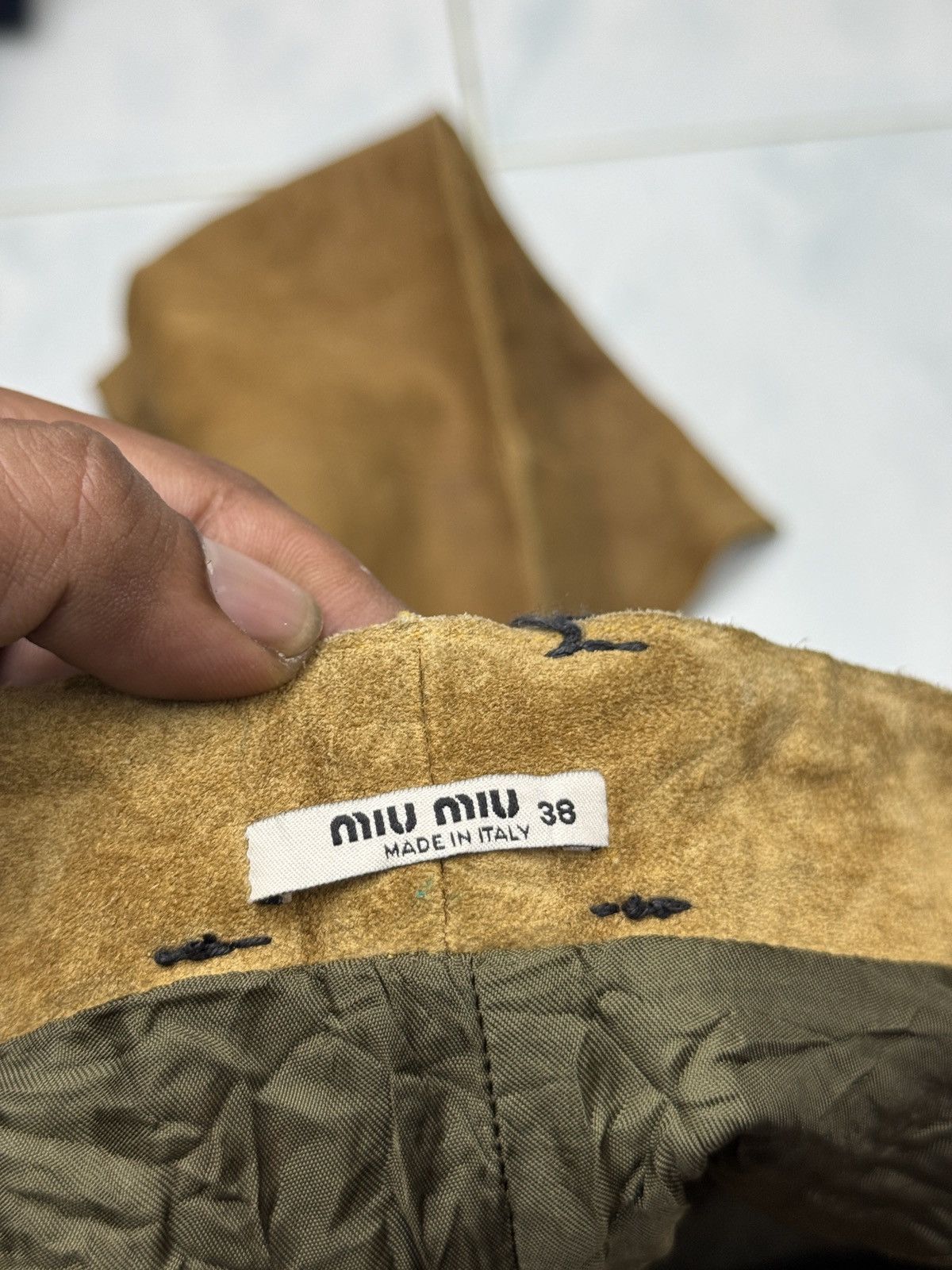Miu Miu 🔥🔥🔥ARCHIVE MIU MIU SUEDE LEATHER PANTS Size 26" / US 2 / IT 38 - 8 Thumbnail