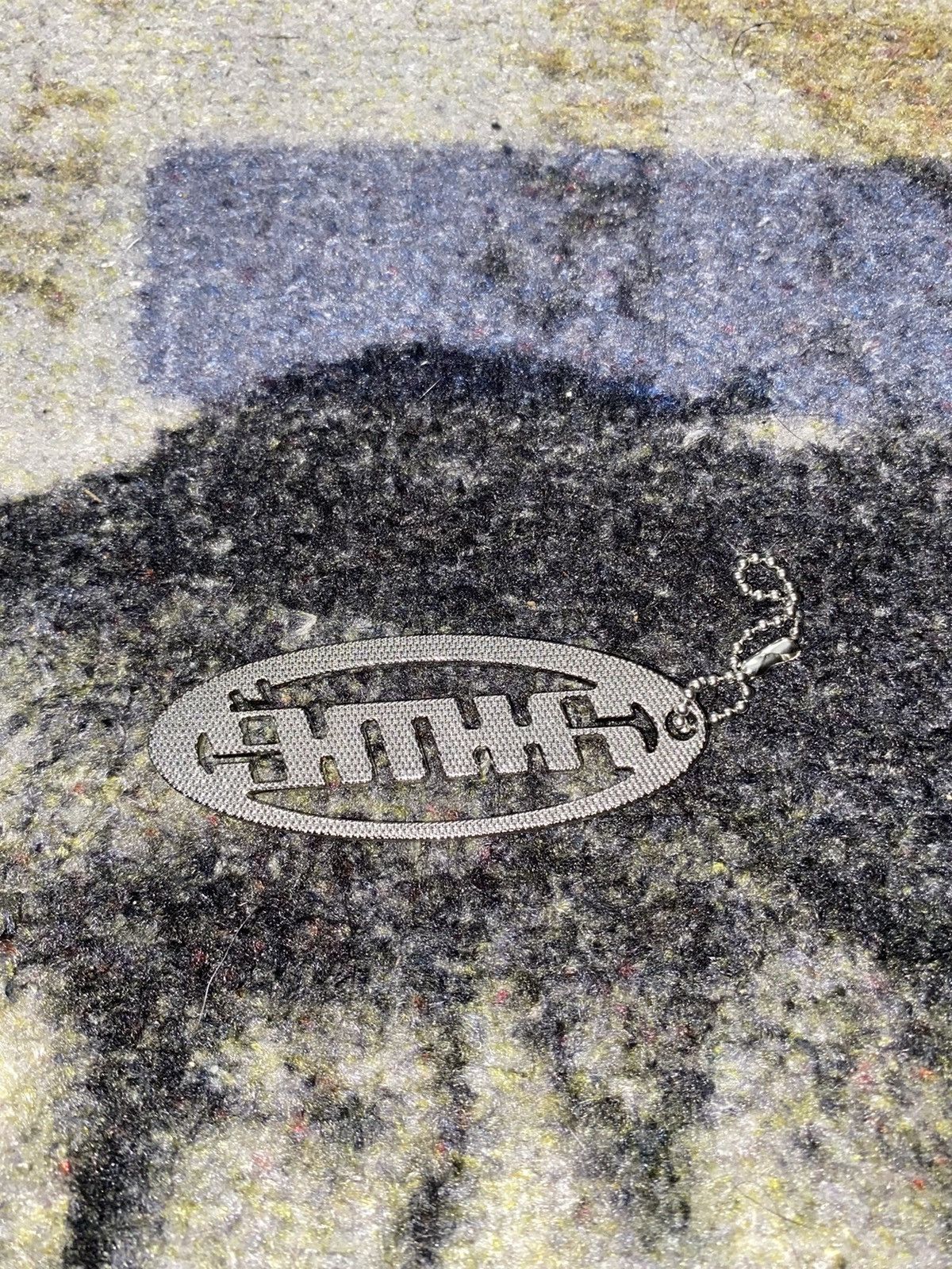 Aime Leon Dore × New Balance Aime Leon Dore Silver Mirror Key Chain Size ONE SIZE - 2 Thumbnail