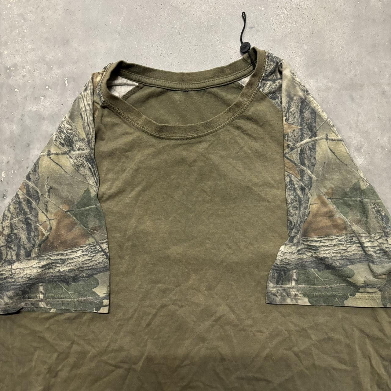 Japanese Brand × Vintage Crazy Vintage Y2K/2000s Grunge Khaki Earth Tone Tree Camo Skater Essential Tee! Size US XL / EU 56 / 4 - 3 Thumbnail