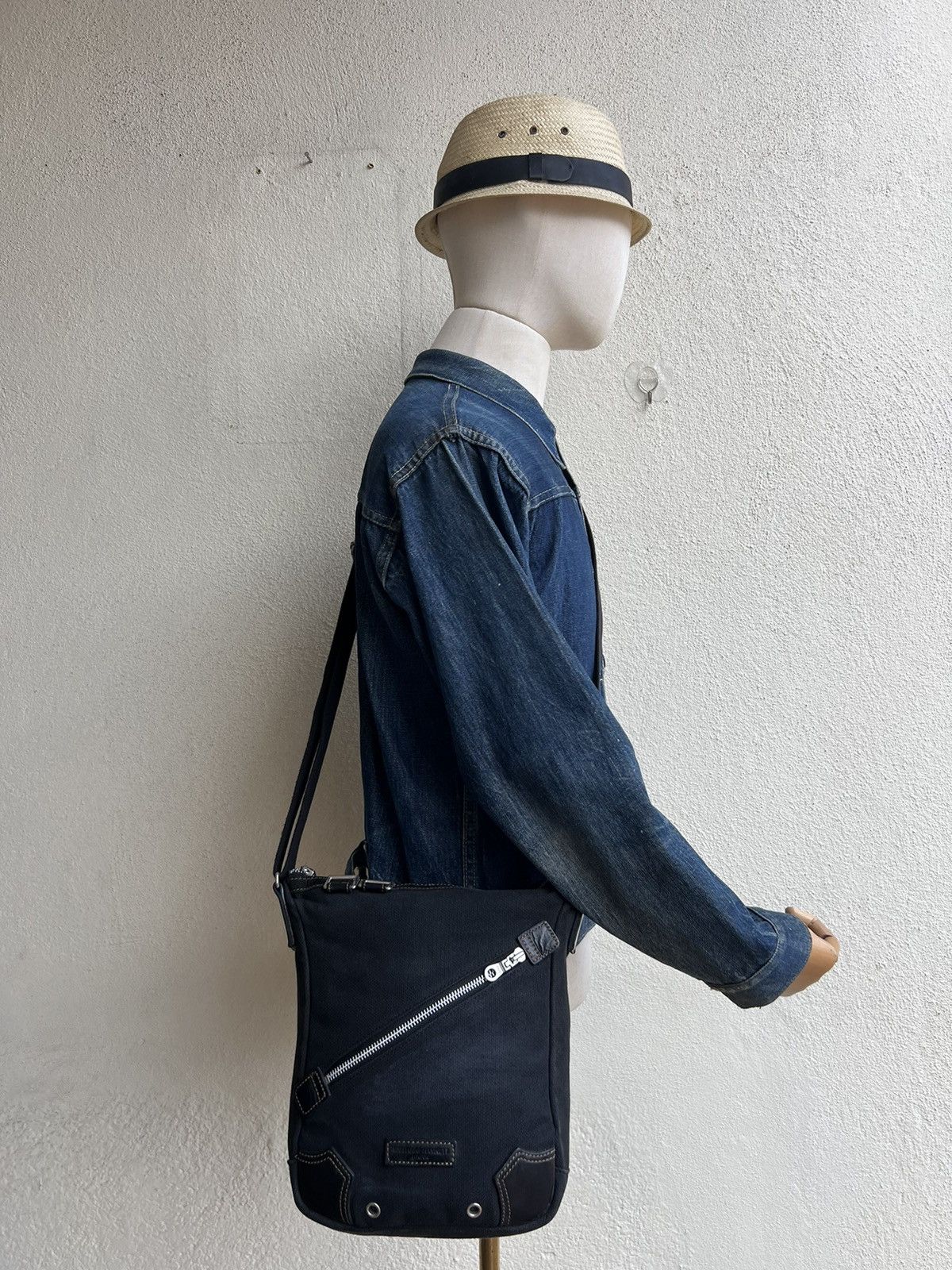 Katharine Hamnett London Vintage Katharine Hamnett London Hybrid Cotton Leather Bag Size ONE SIZE - 21 Thumbnail