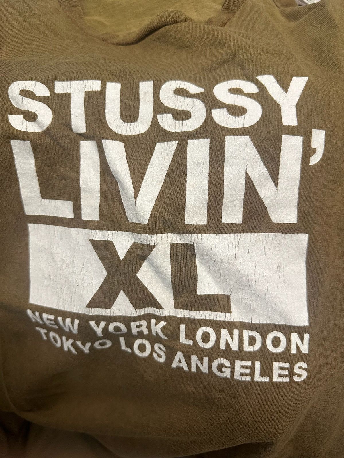 Vintage Vintage 90s Stussy Livin Tee Size US L / EU 52-54 / 3 - 7 Thumbnail