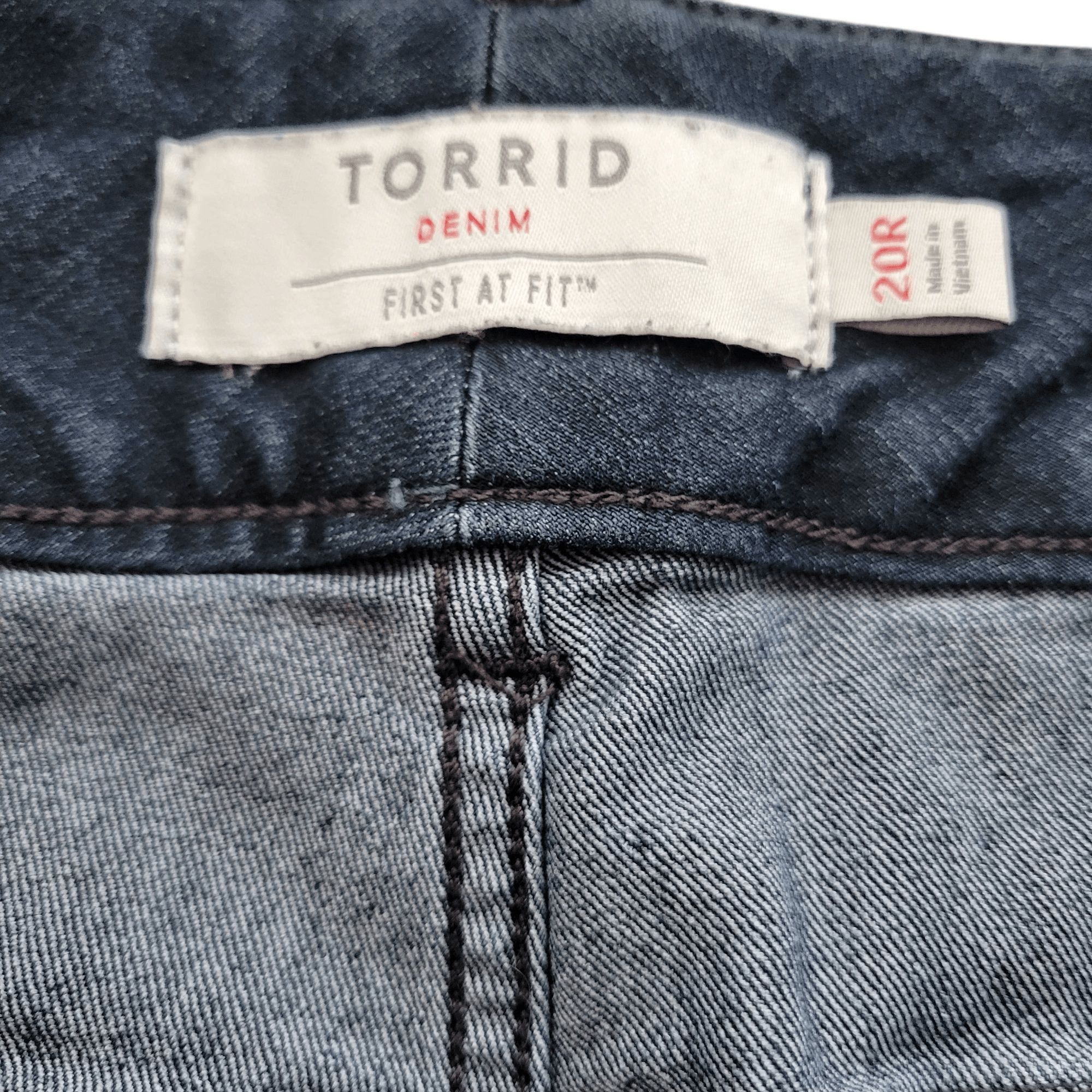 Torrid Torrid Denim Jeggings Women's Size 20R Inseam 28" Excellent Size 42" / US 20 - 7 Thumbnail