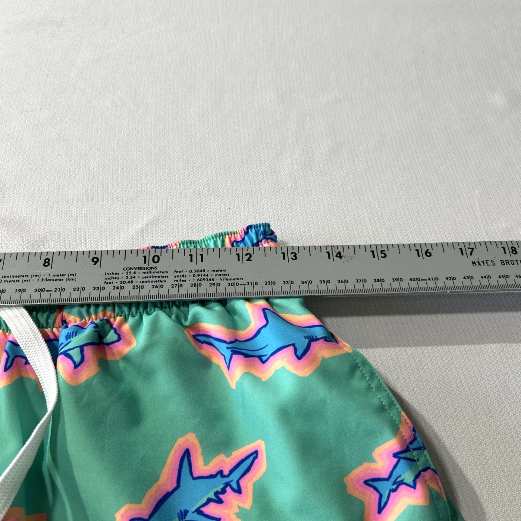 Chubbies Chubbies Swim Trunks Mens S Blue 7" Board Shorts Lined Sharks Drawstring Size US 29 - 4 Thumbnail