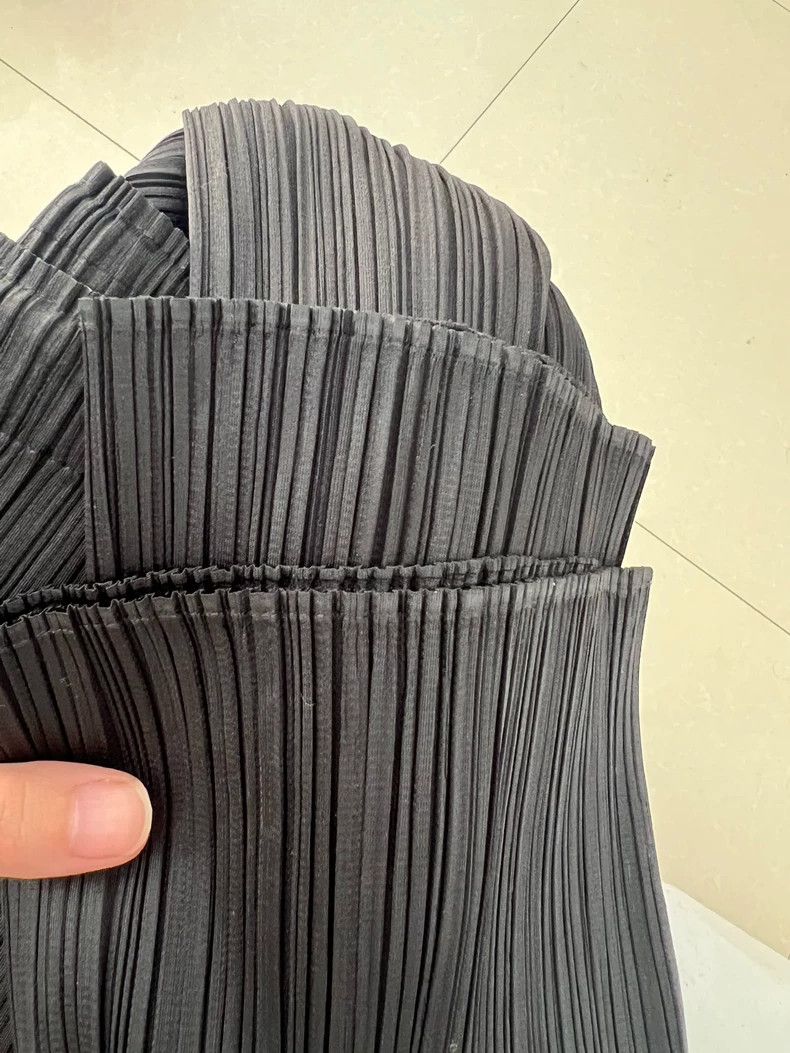 Issey Miyake Issey Miyake size:2 Grey pleated pants Size 42" / US 20 - 6 Thumbnail