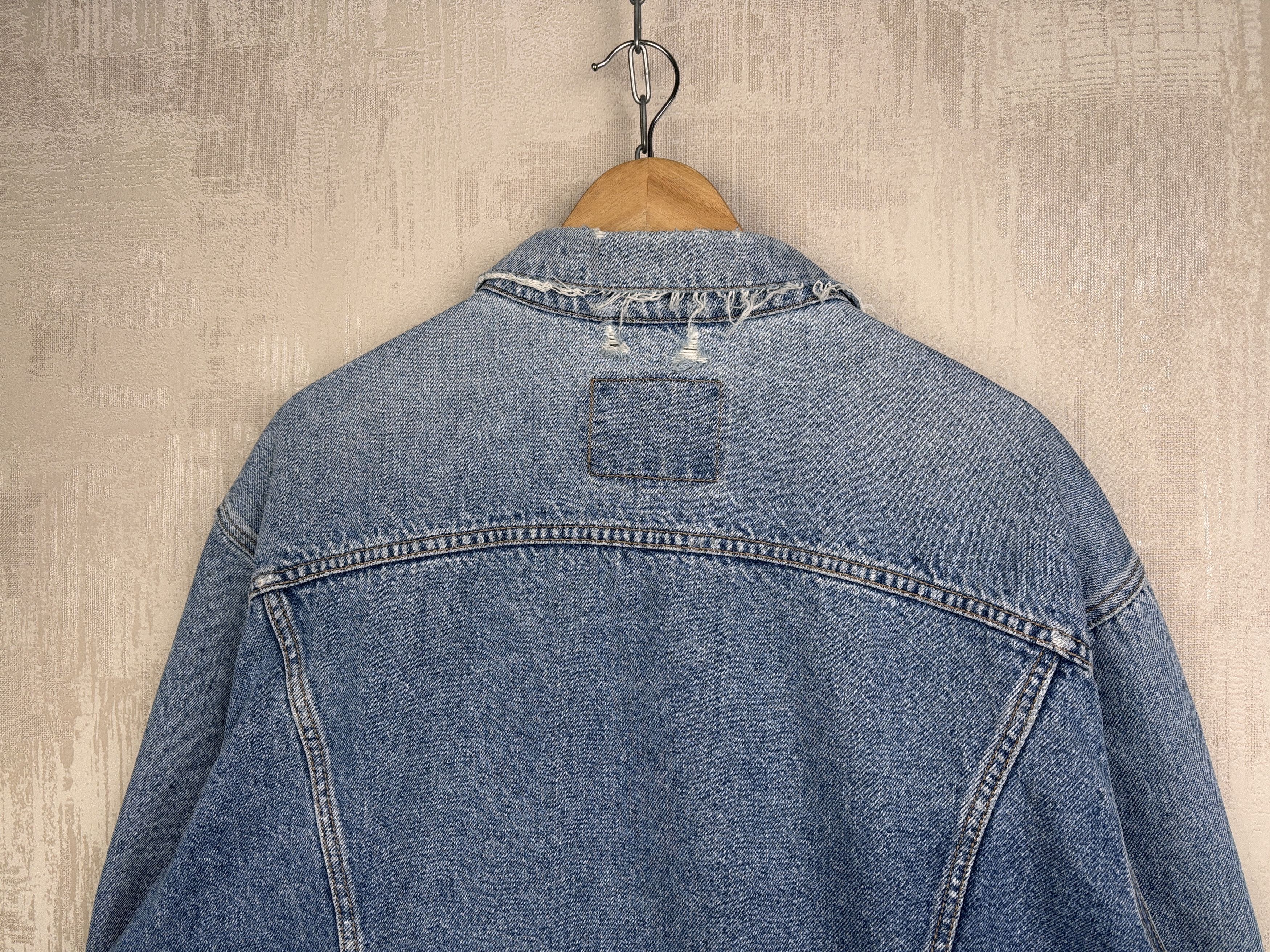 Levi's Vintage Levi's 70503 02 Distressed Denim Trucker Jacket Size US XL / EU 56 / 4 - 18 Thumbnail